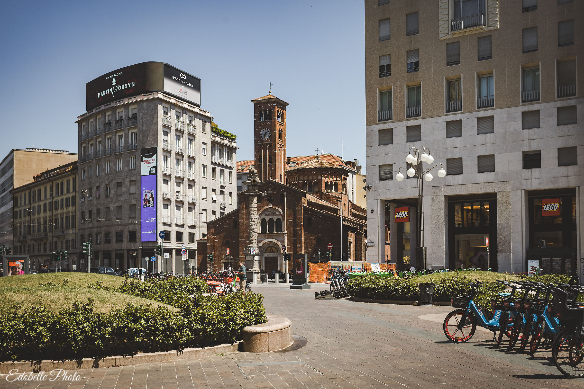 Piazza San Babila