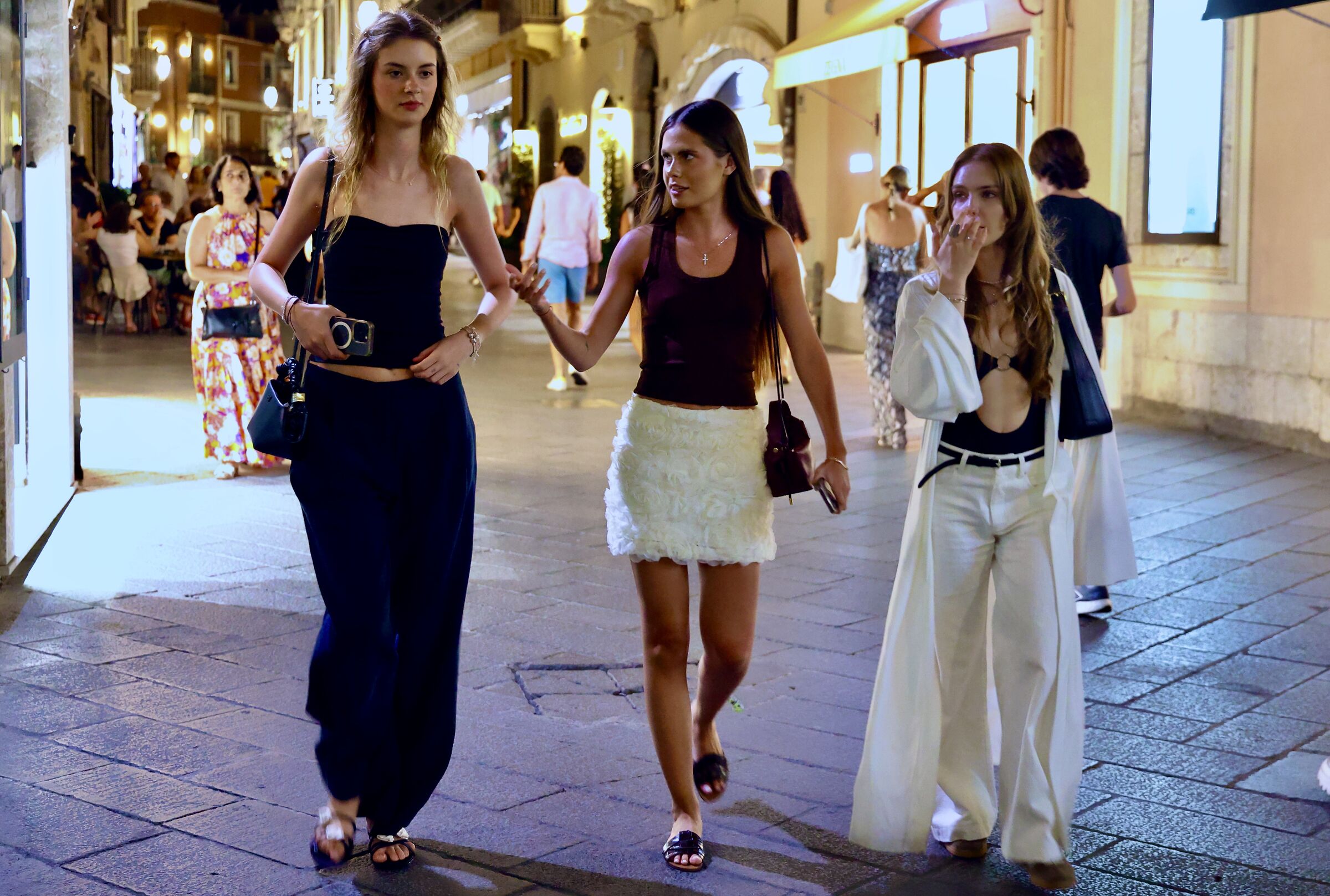 farsi una vasca sul corso a Taormina è un vero piacer...