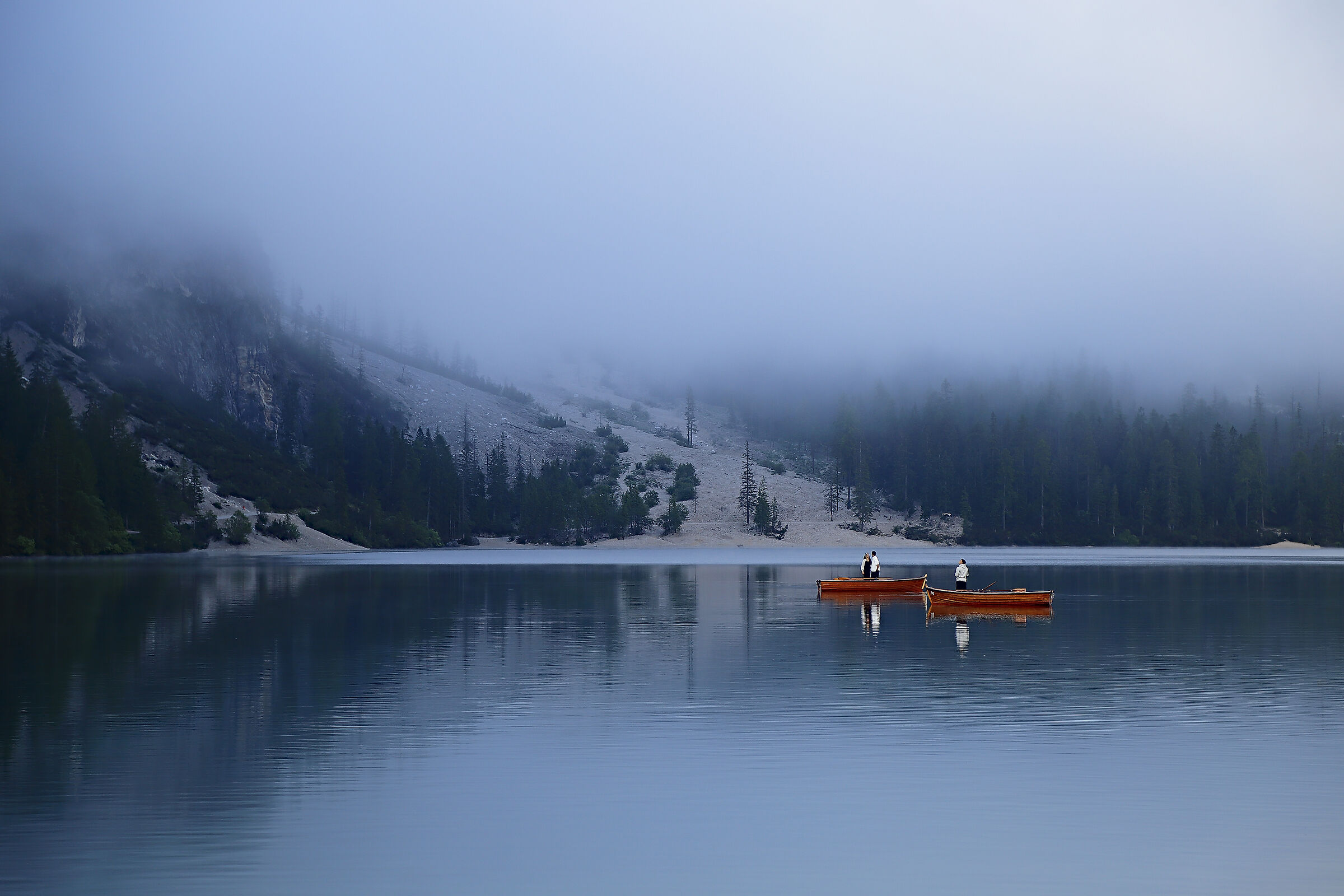 Braies nella nebbia