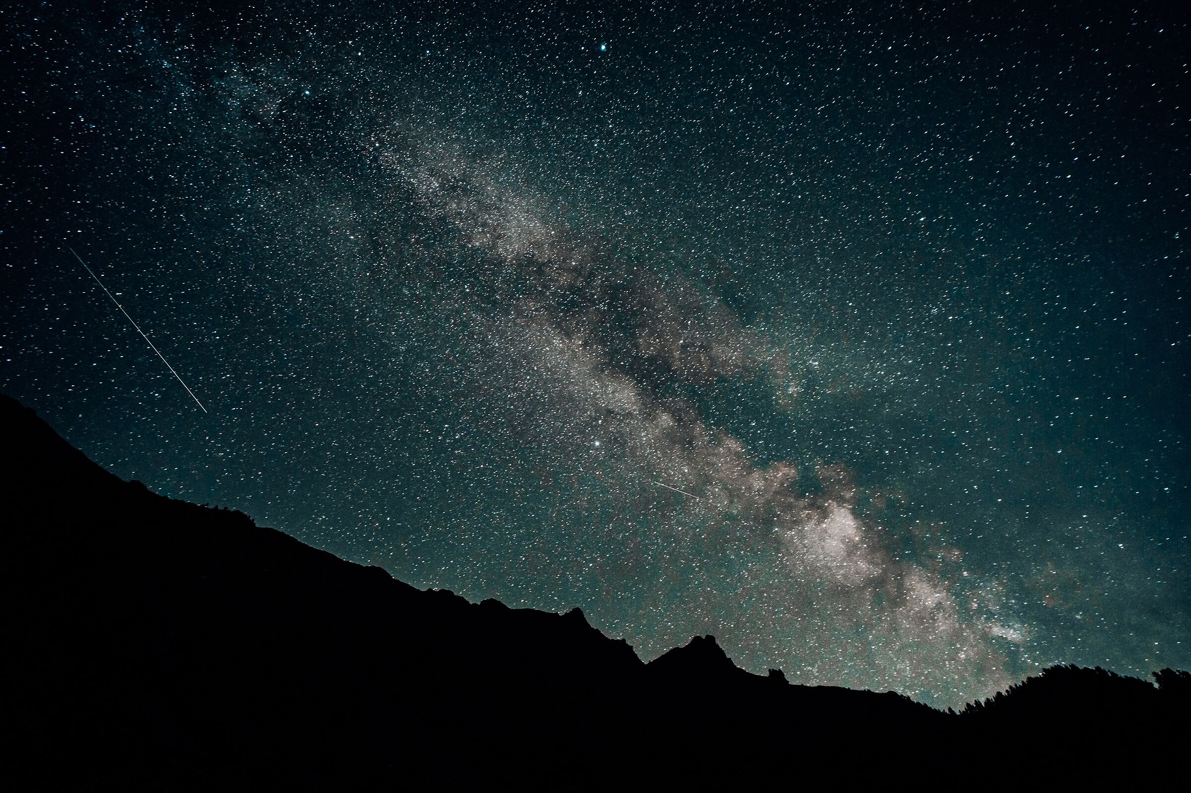 Trail of stars on the Gleno