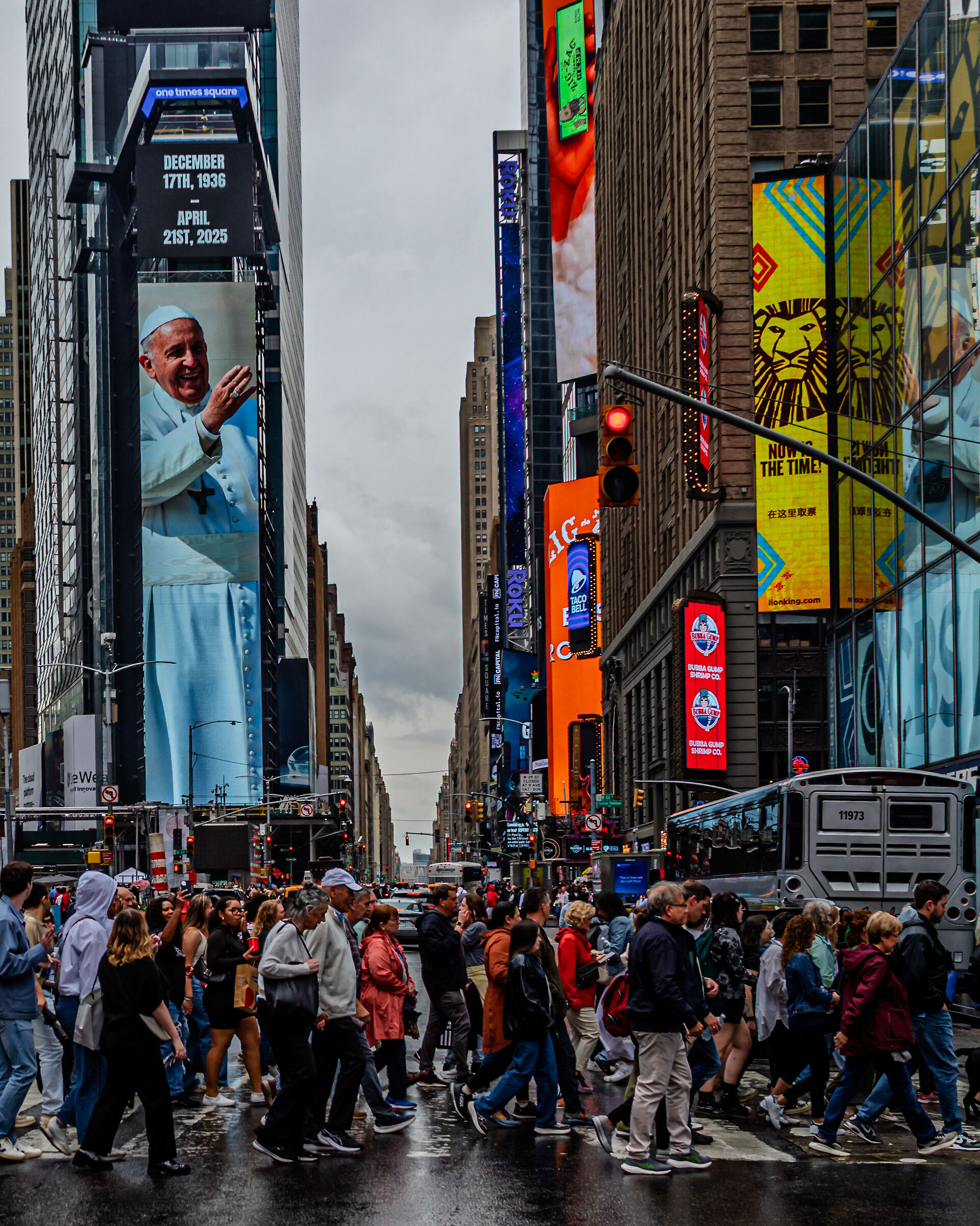 Addio Papa Francesco- Times Square