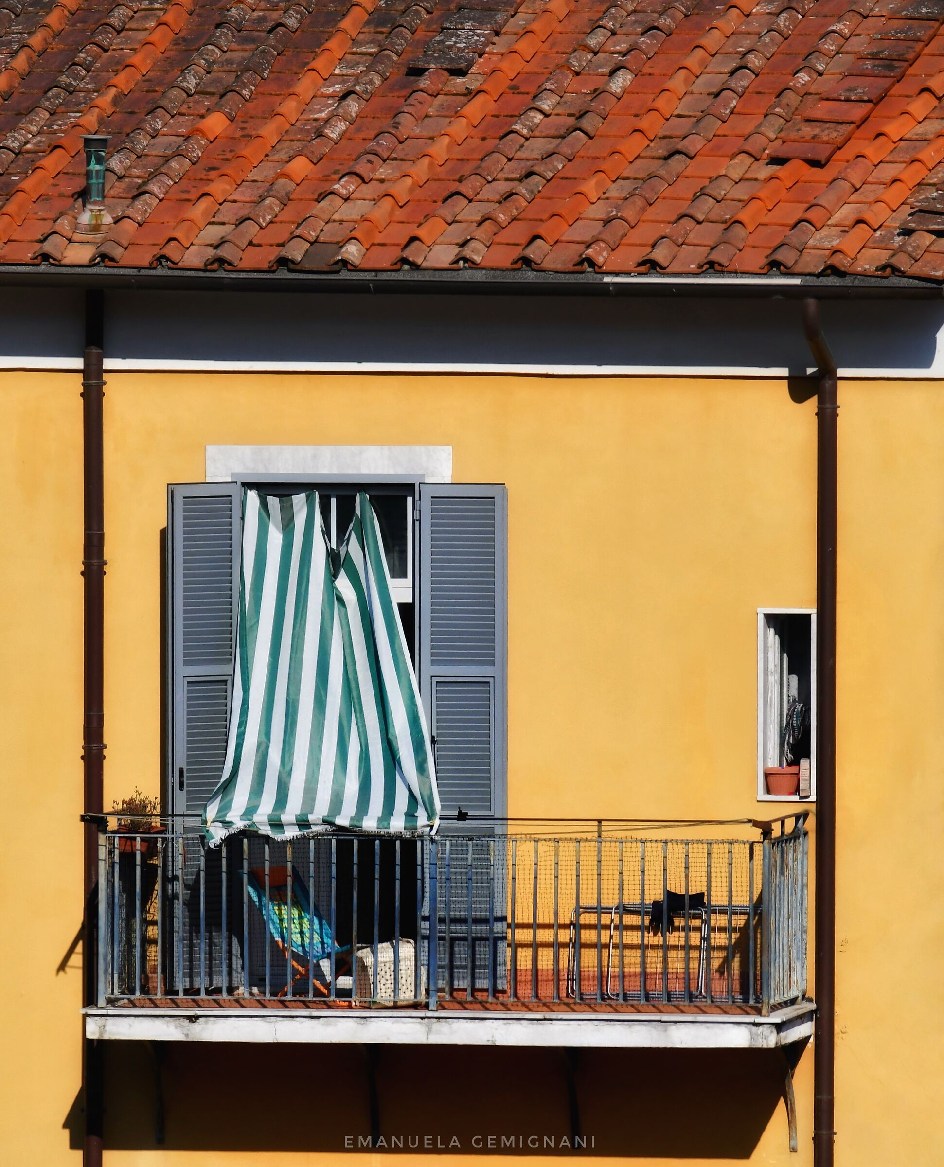 The balcony with the awning