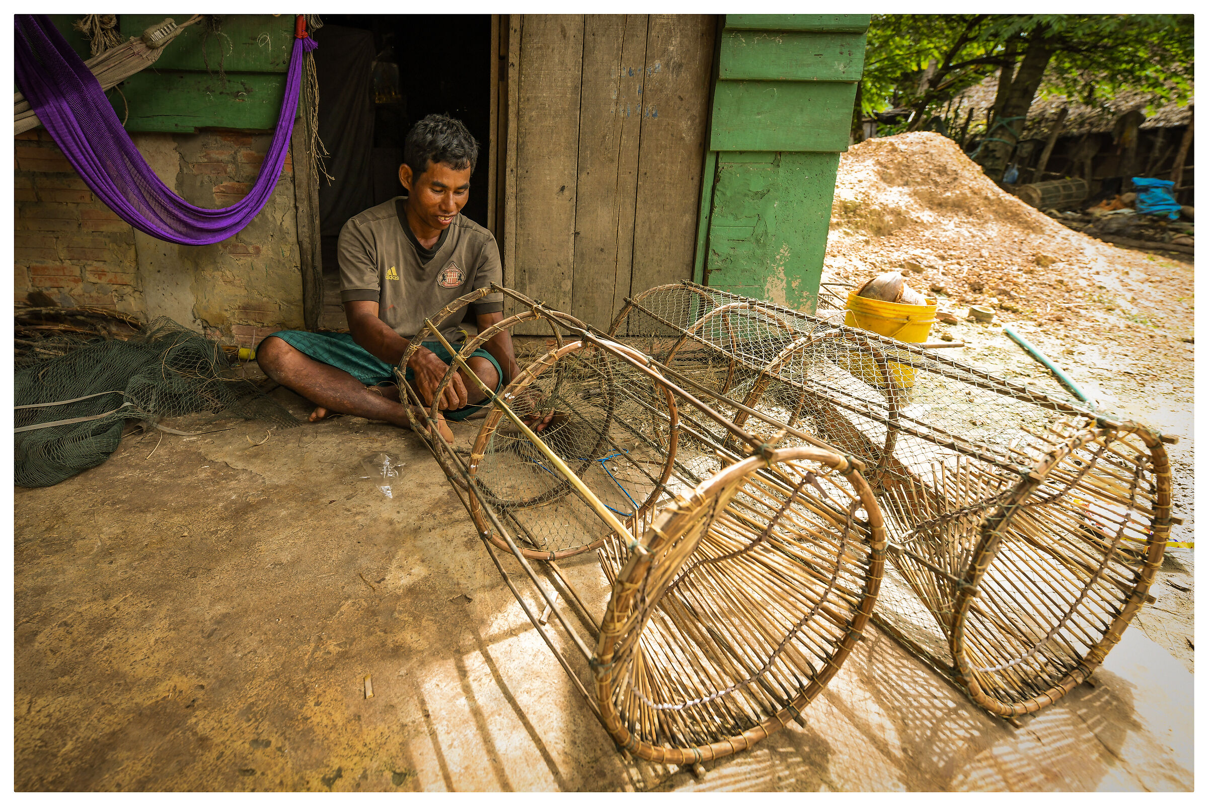 crab trap builder