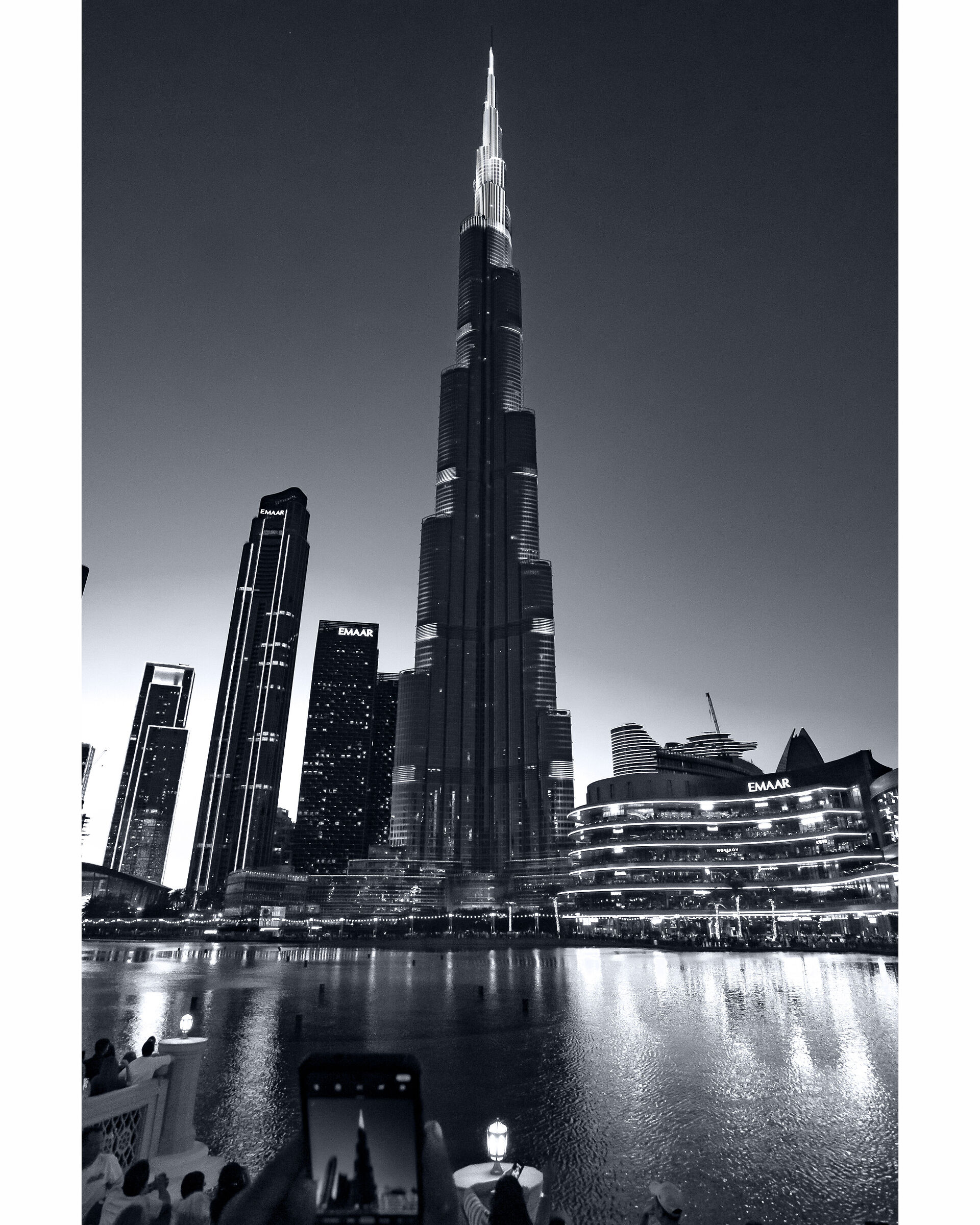 Burj Khalifa. Con i suoi 828 metri di altezza