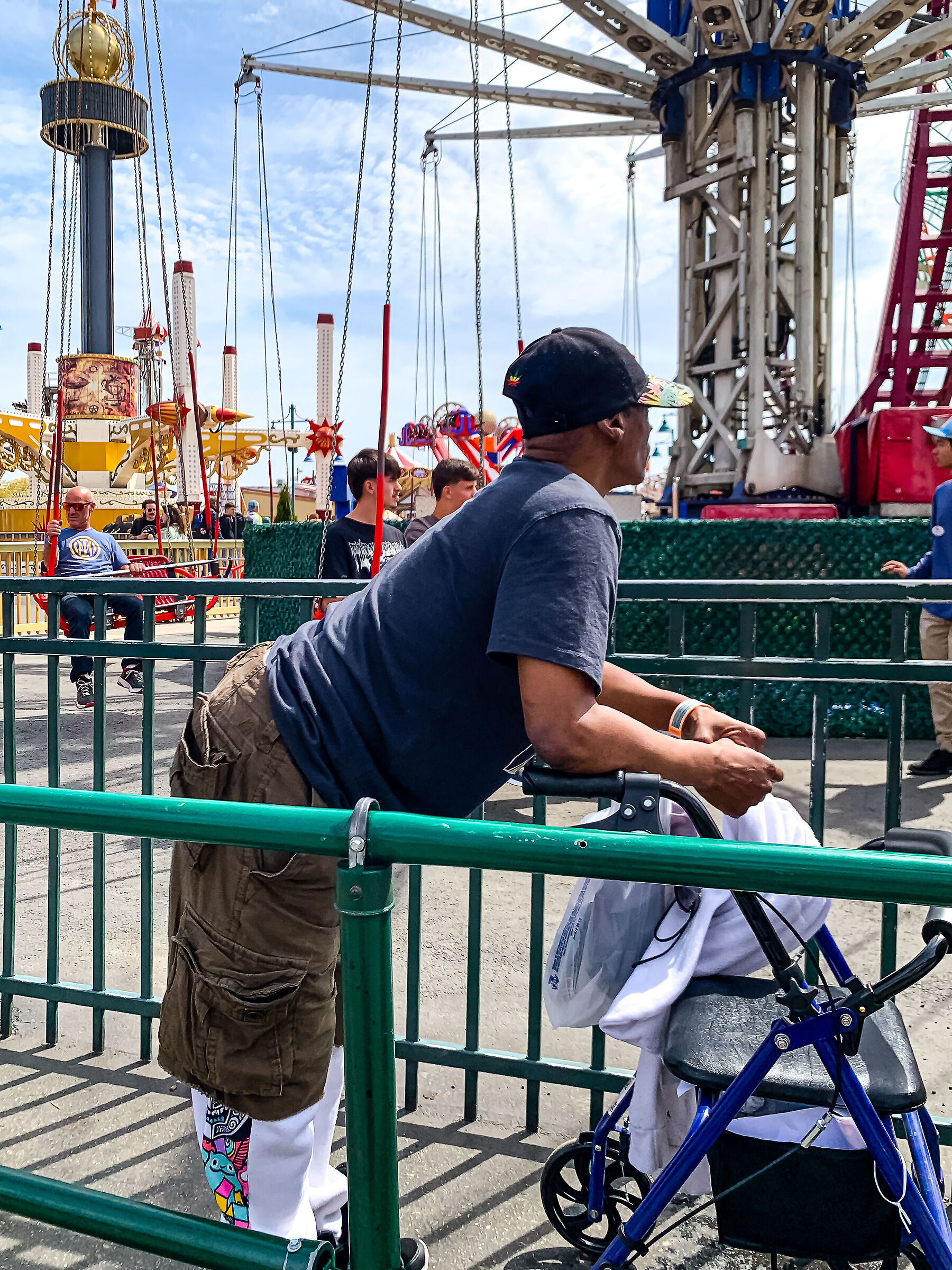 Aspettando la giostra- Luna Park