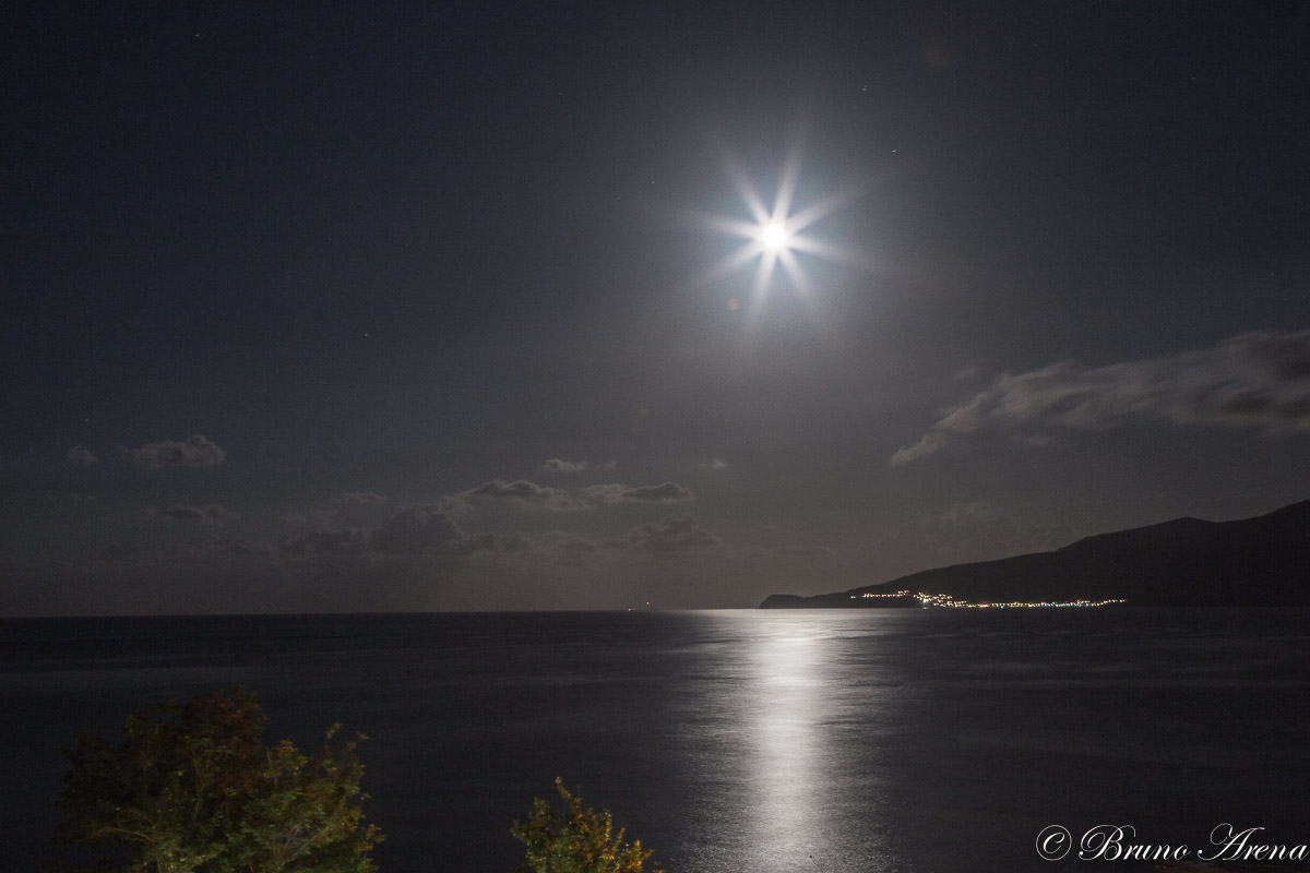La romantica notte a Salina