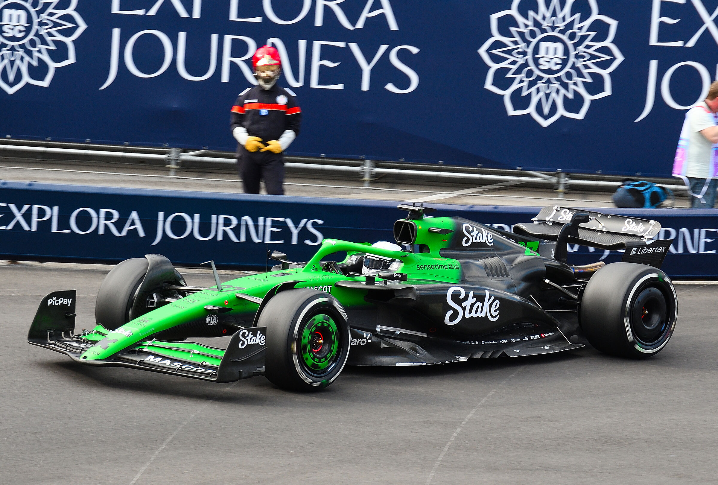 Nico Hulkenberg #27 - Sauber 2025