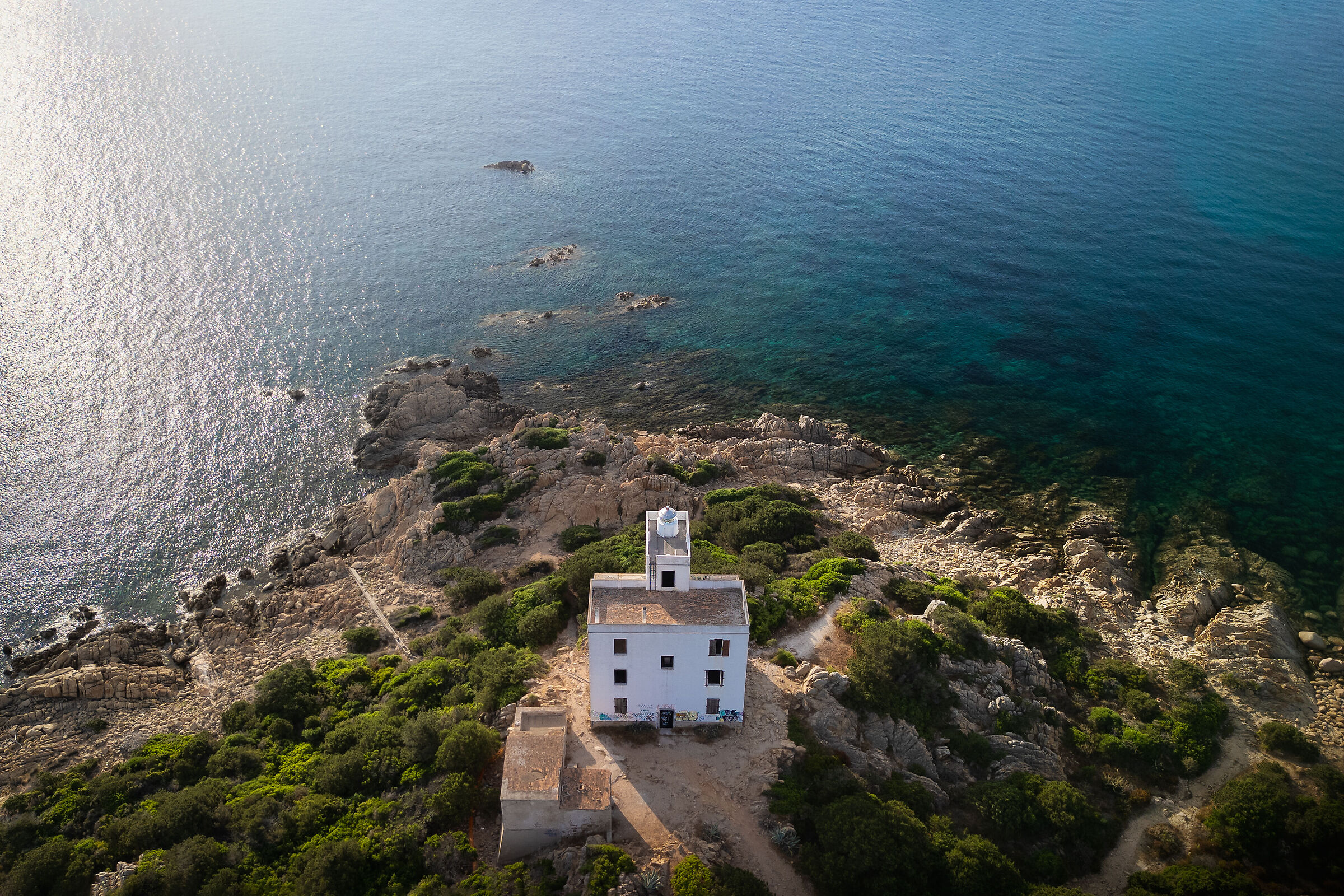 Il faro di Capo Comino