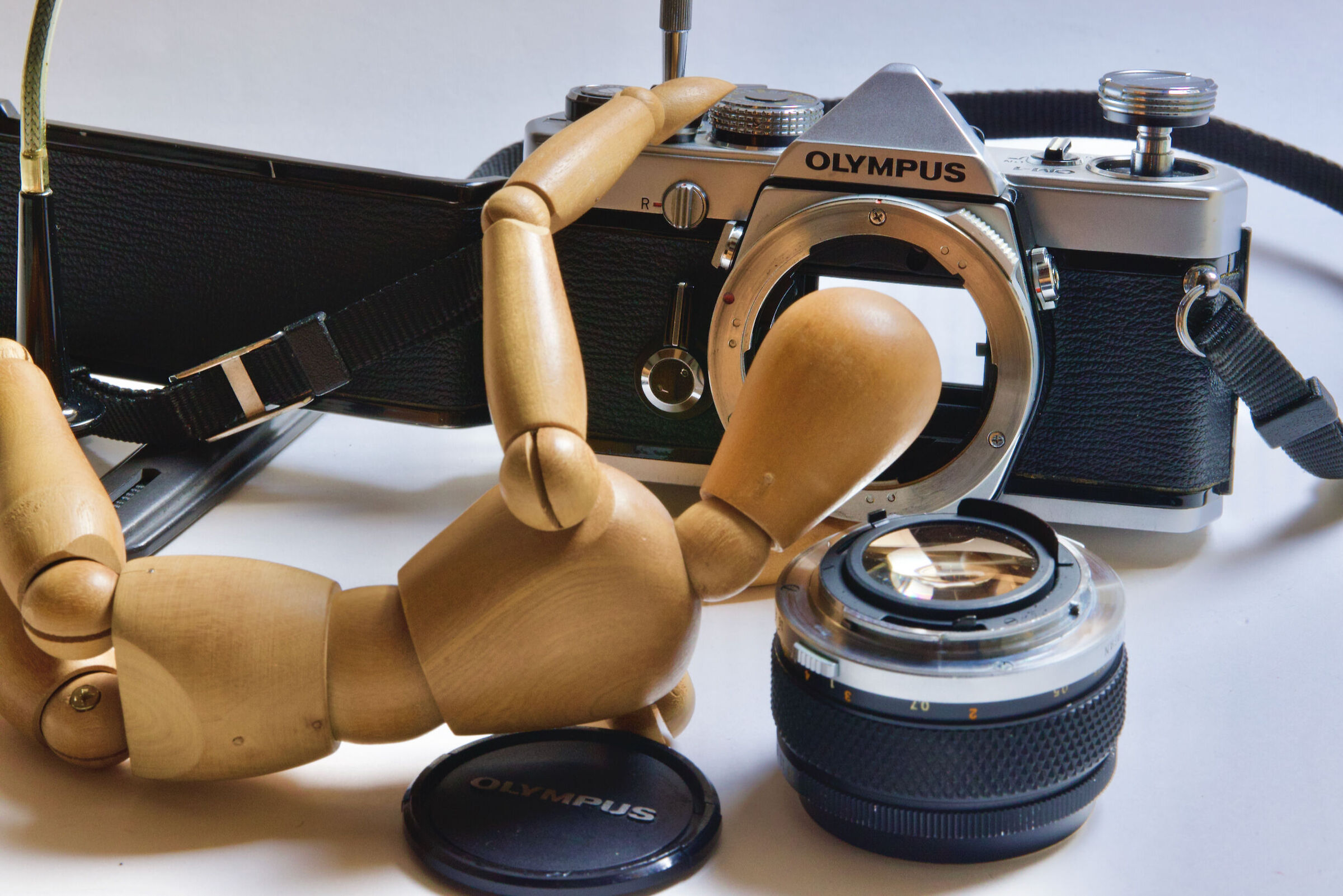 Olympus OM1 Shutter Control