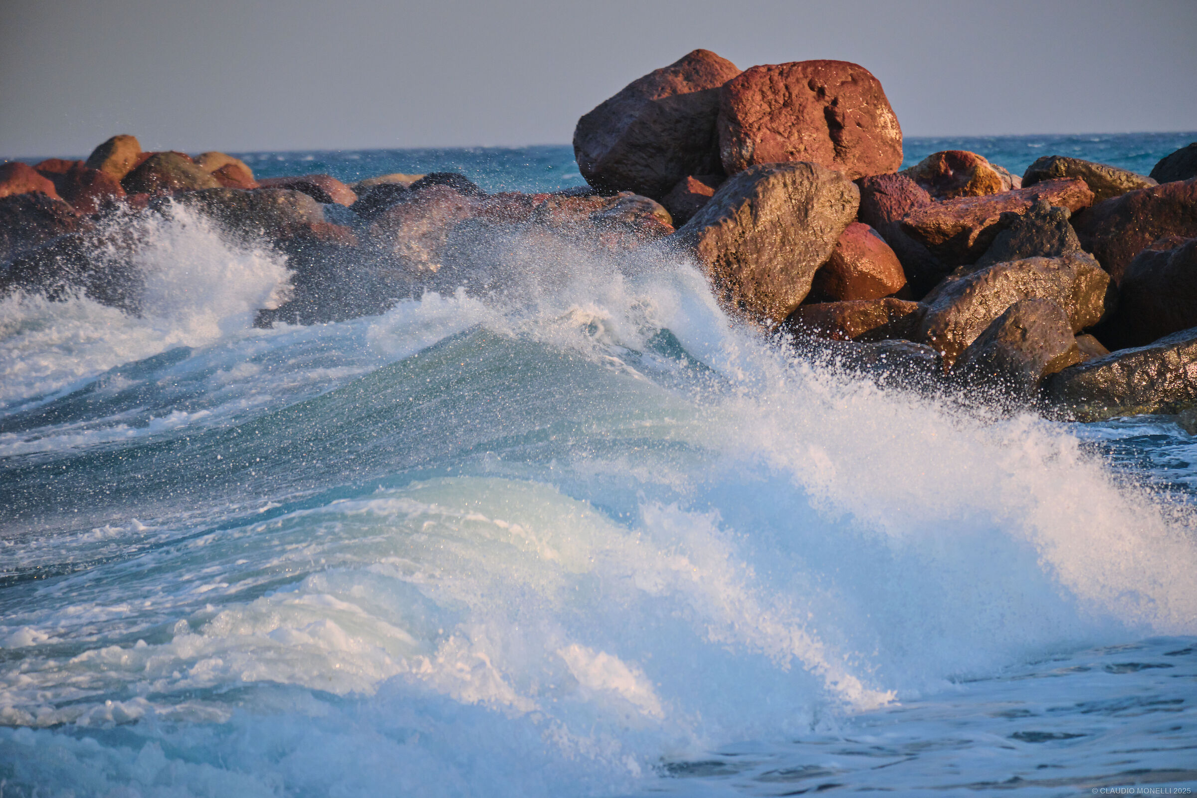 2025 Greece Santorini: rough seas in Kamari