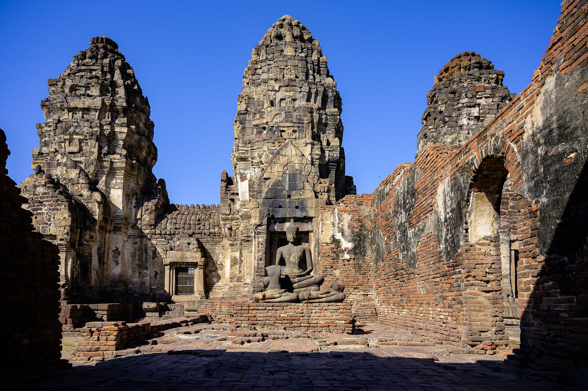 Phra Prang Sam Yod - Tempio delle scimmie