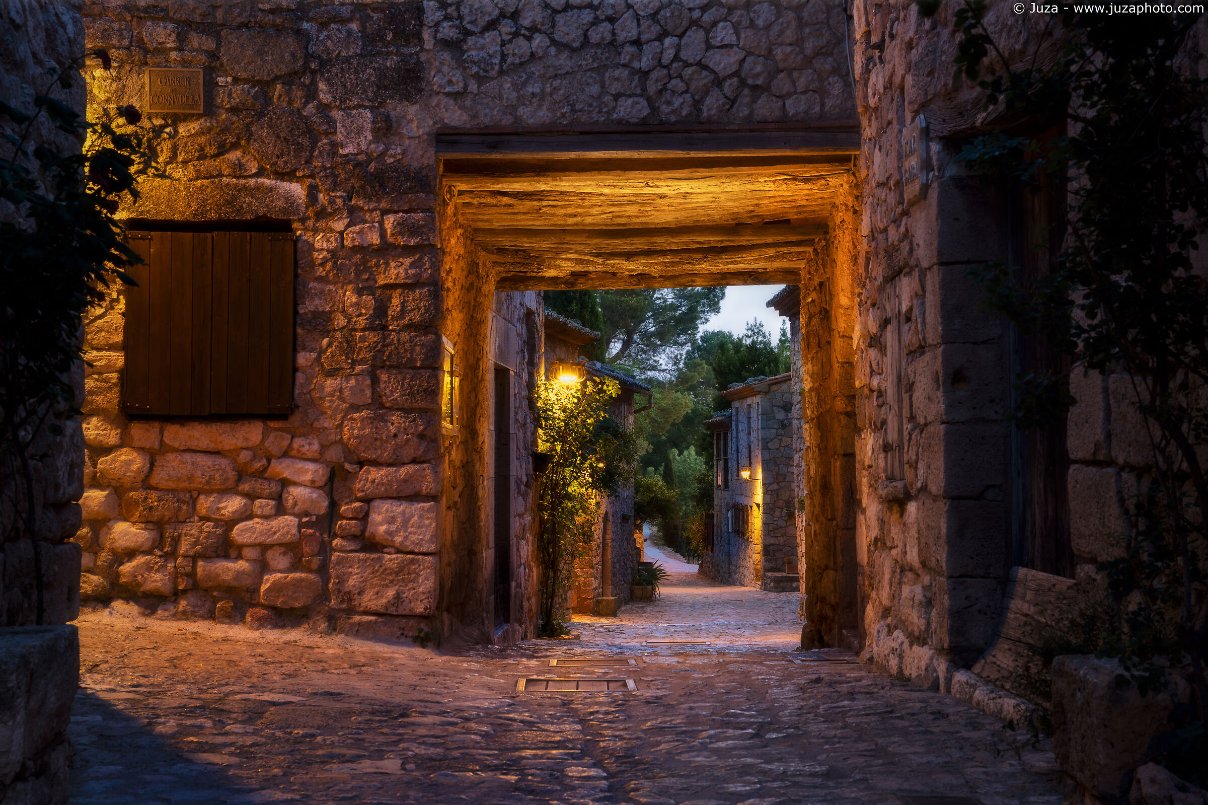 Passeggiando a Siurana