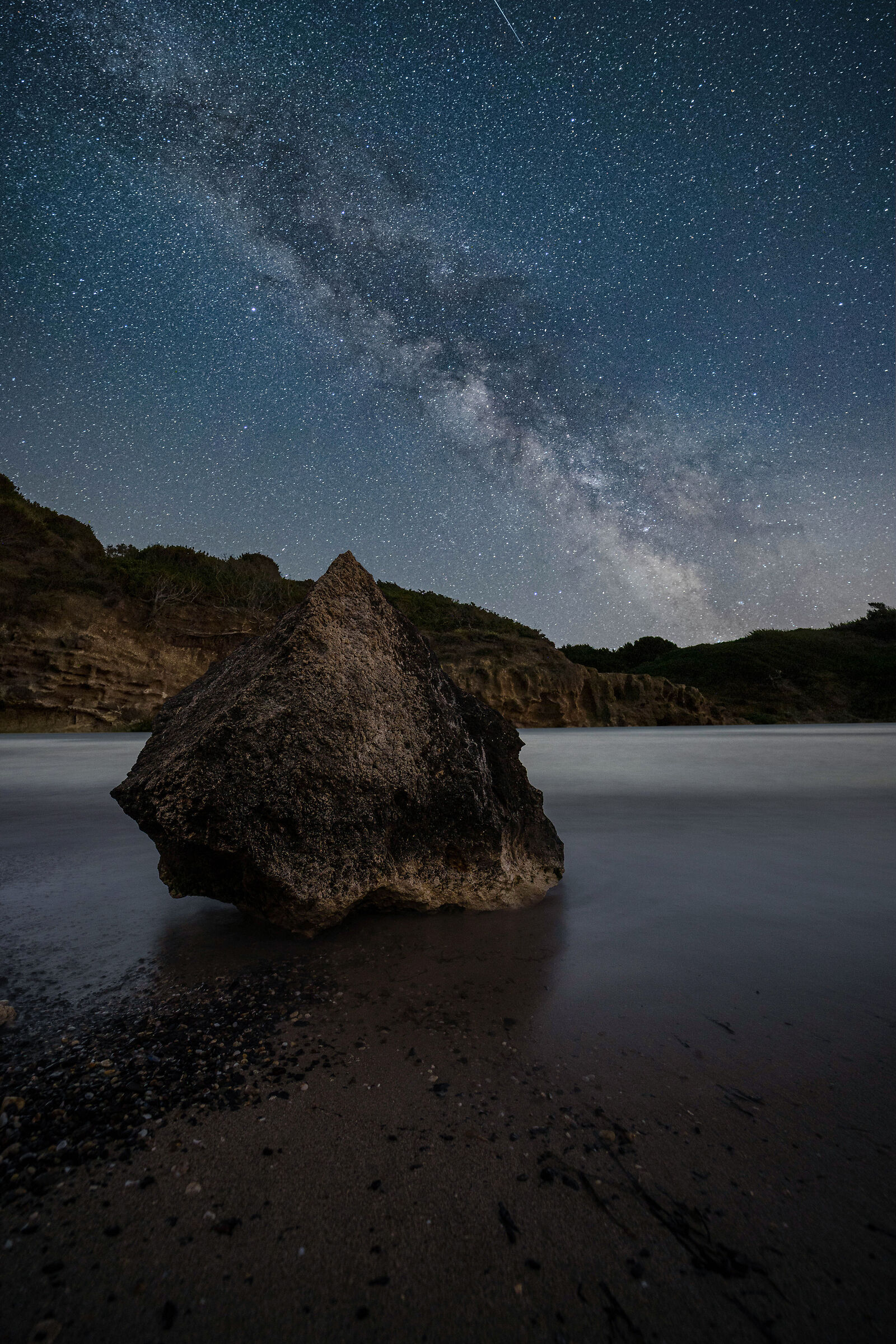 Night-beach-scape