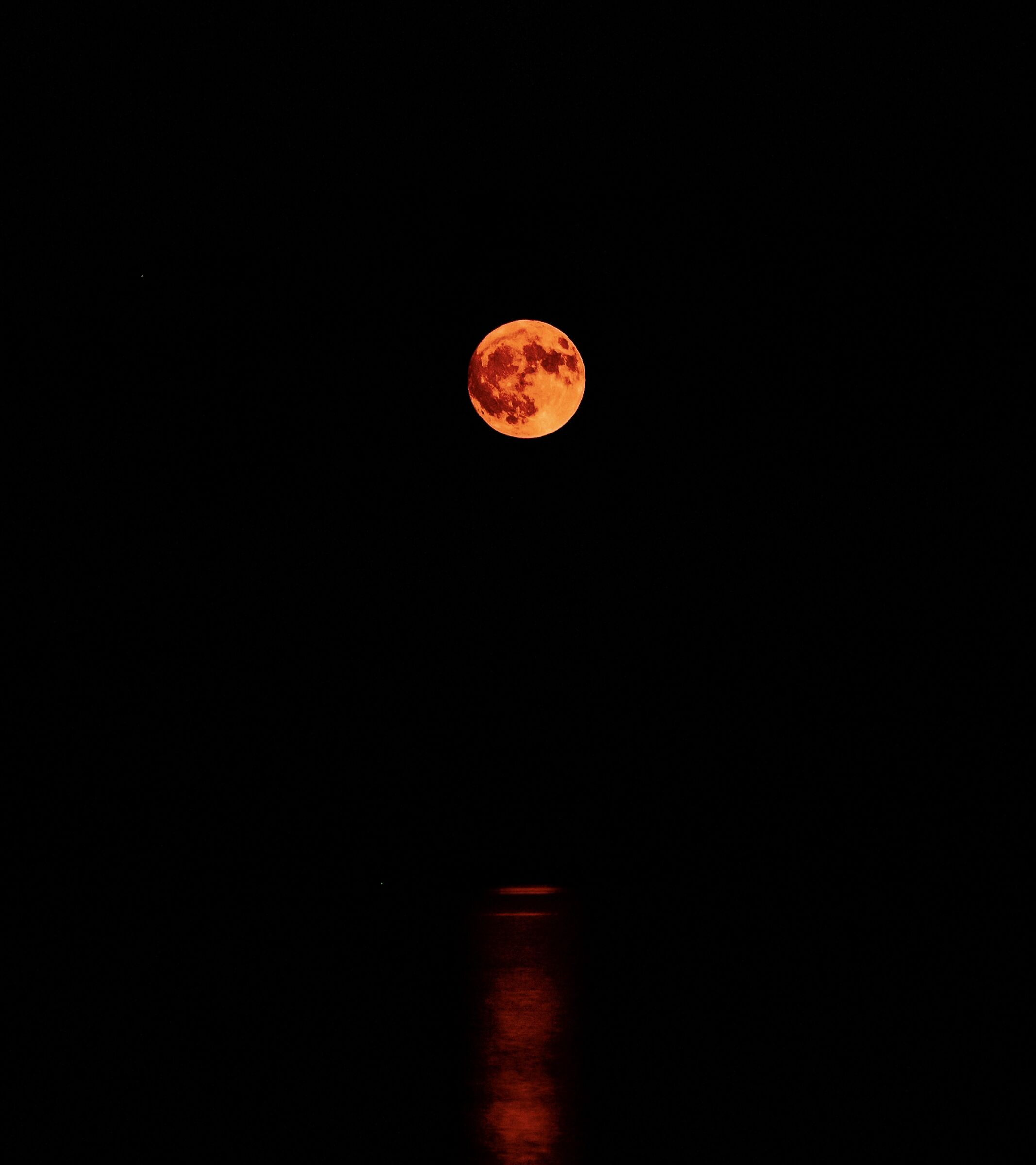 Full strawberry moon
