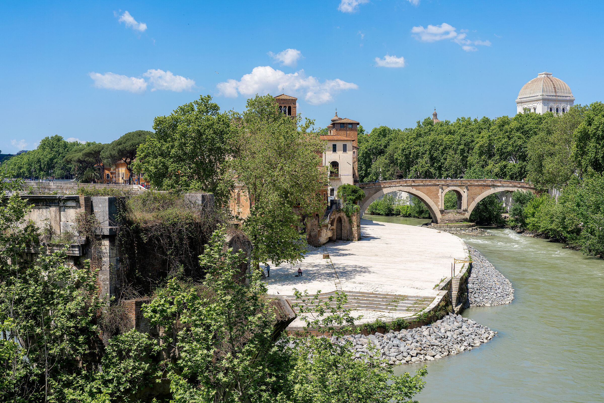 Tiber Island