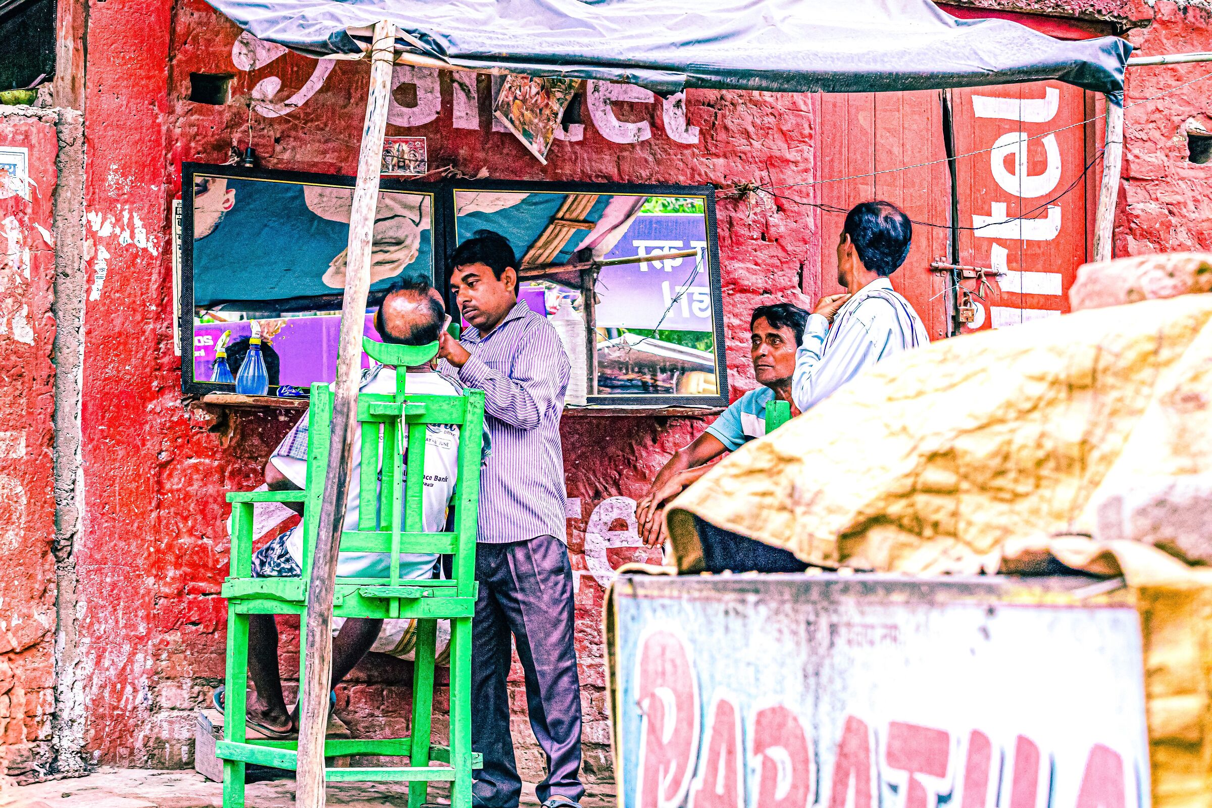 Barbiere- Varanasi