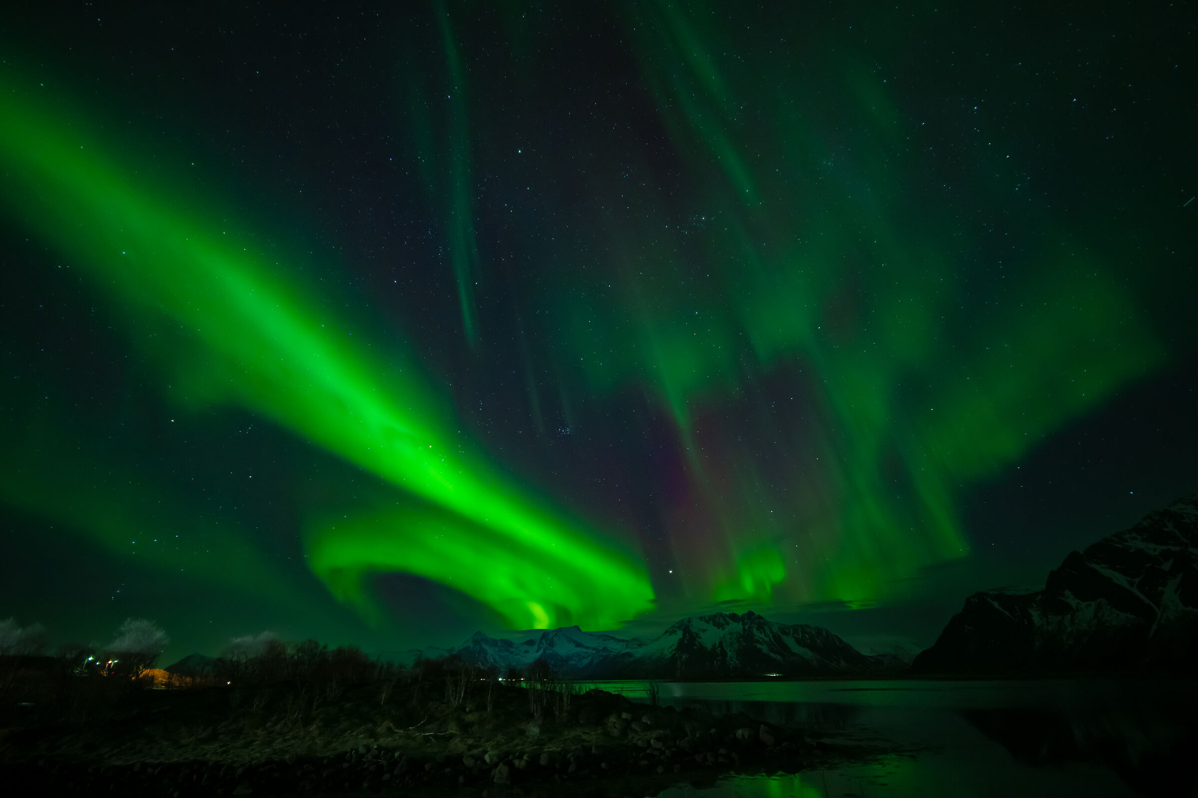 Northern Lights somewhere in the Lofoten