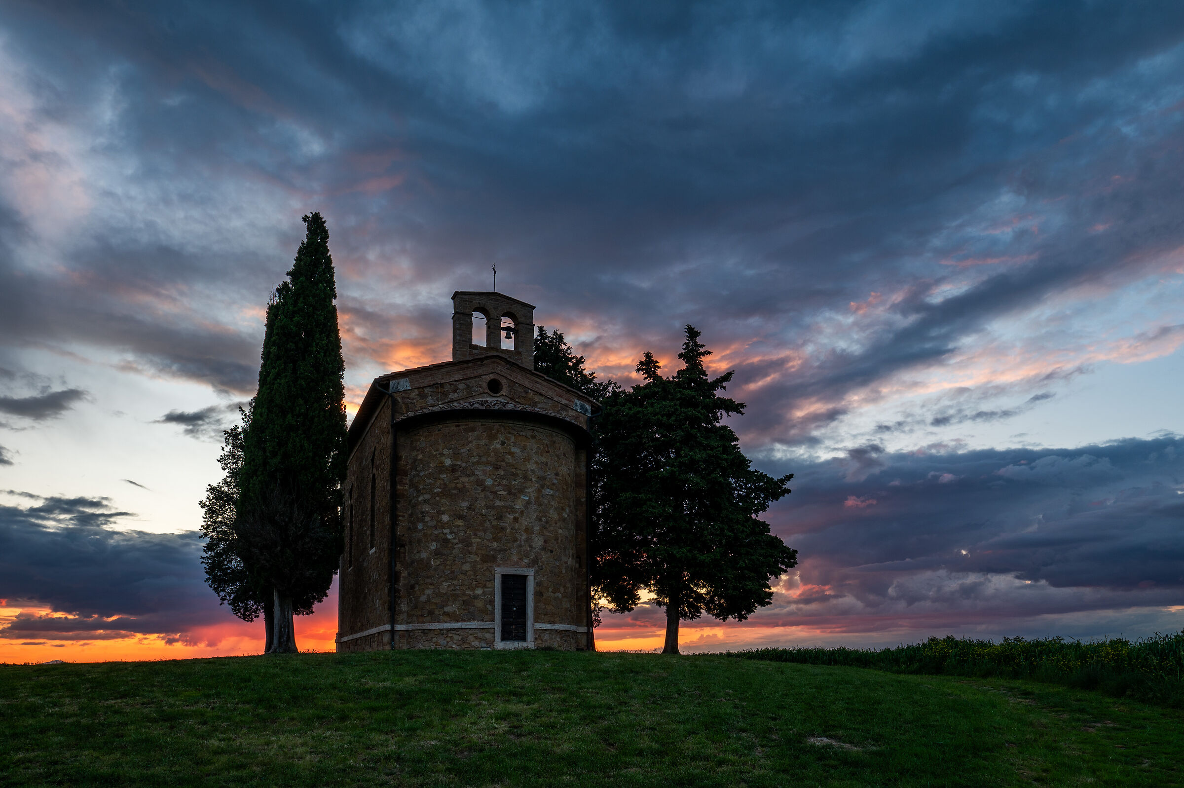 Tramonto Cappella della Madonna di Vitaleta