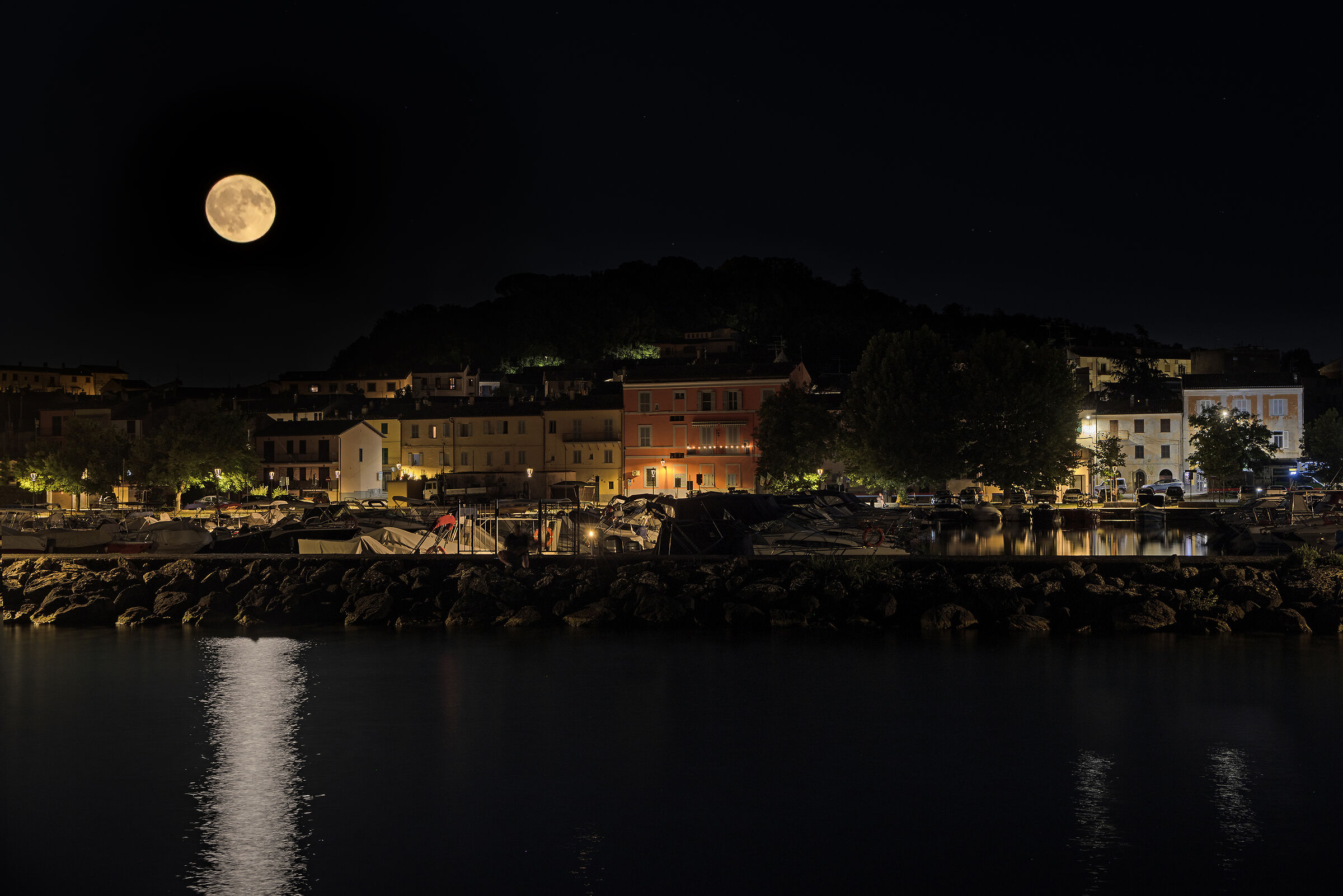 spunta la luna dal monte...Capodimonte