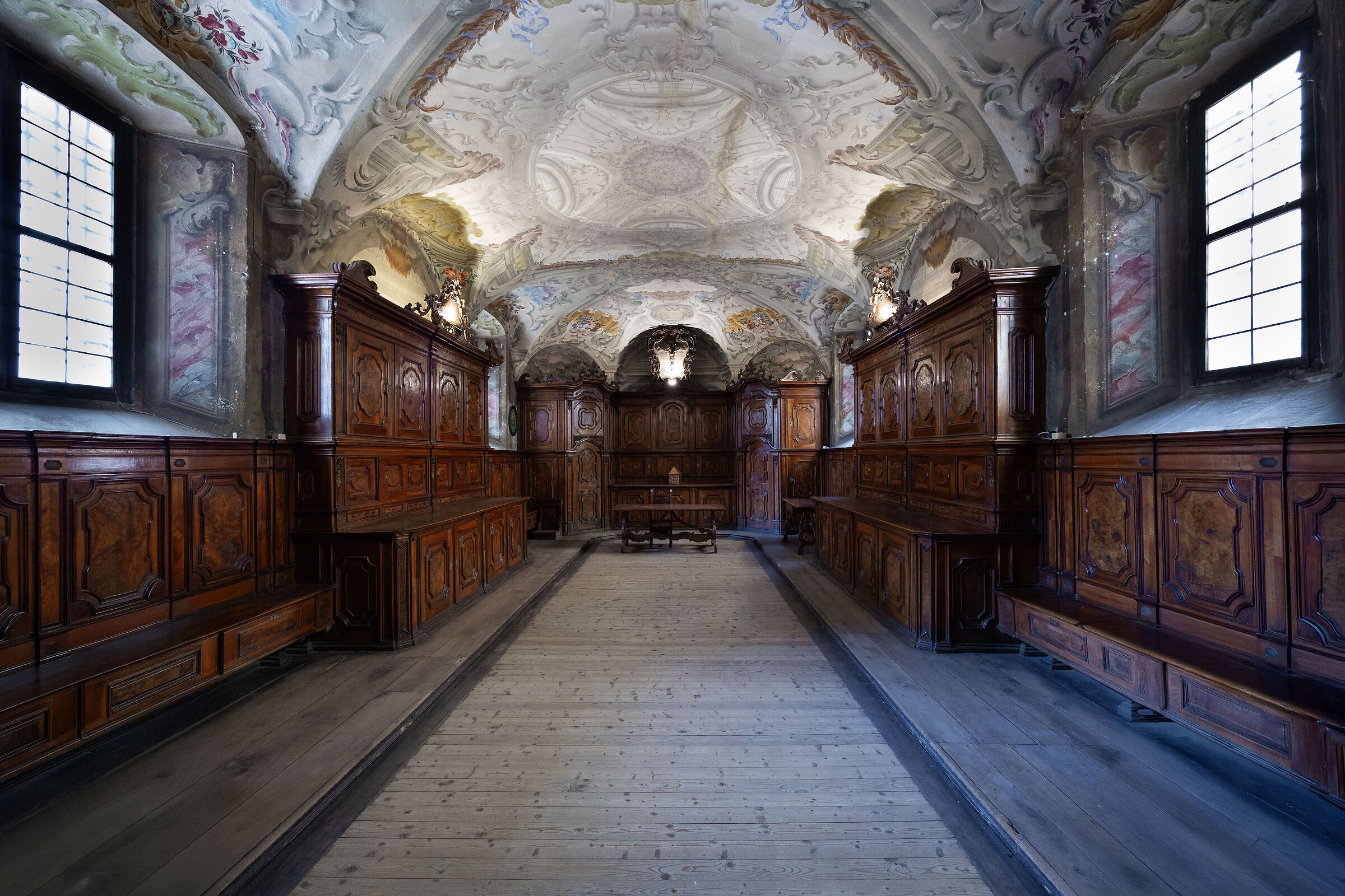 Tempio dell' Incoronata, La sagrestia