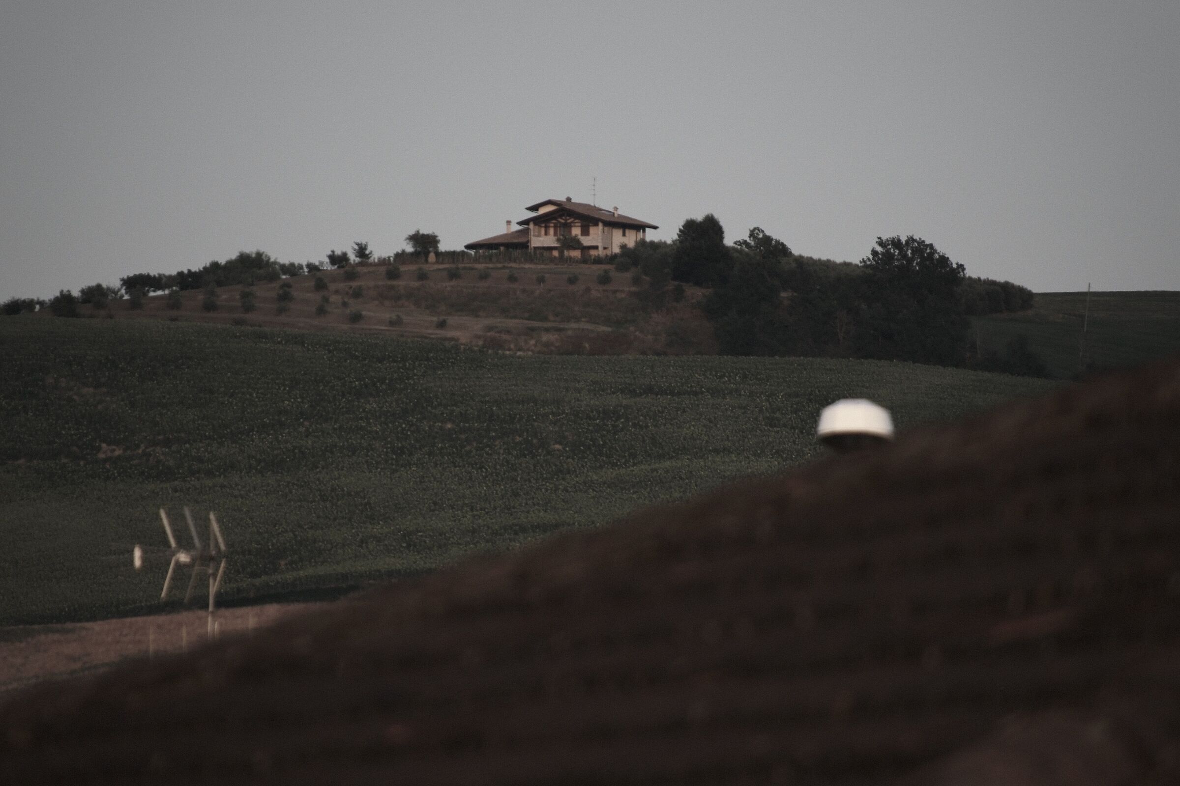 casa in collina iso 200 92 mm f 6,7  scatto 1/125