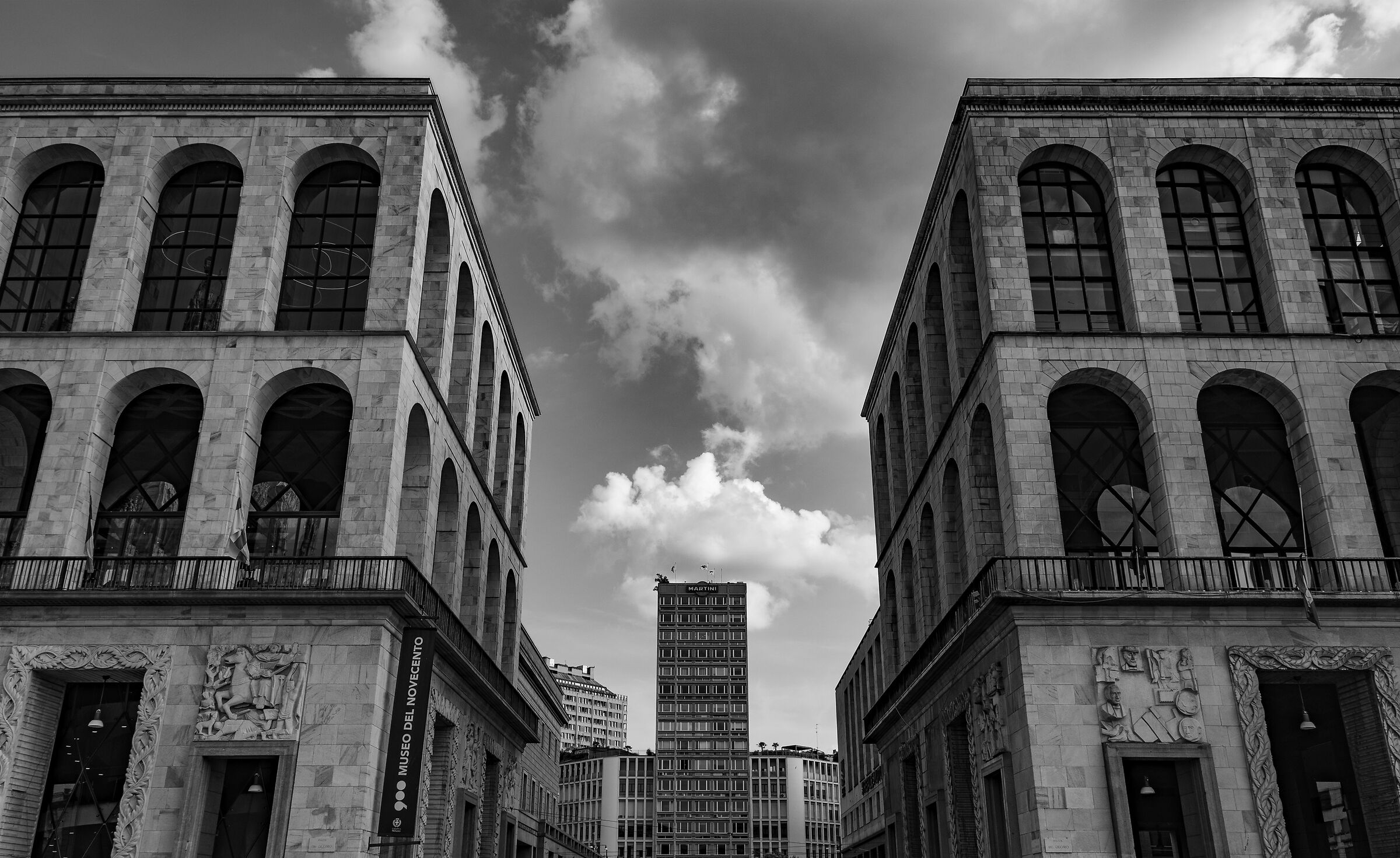 Piazza del Duomo. Saturday 12 July 2025, 18:17 - 2