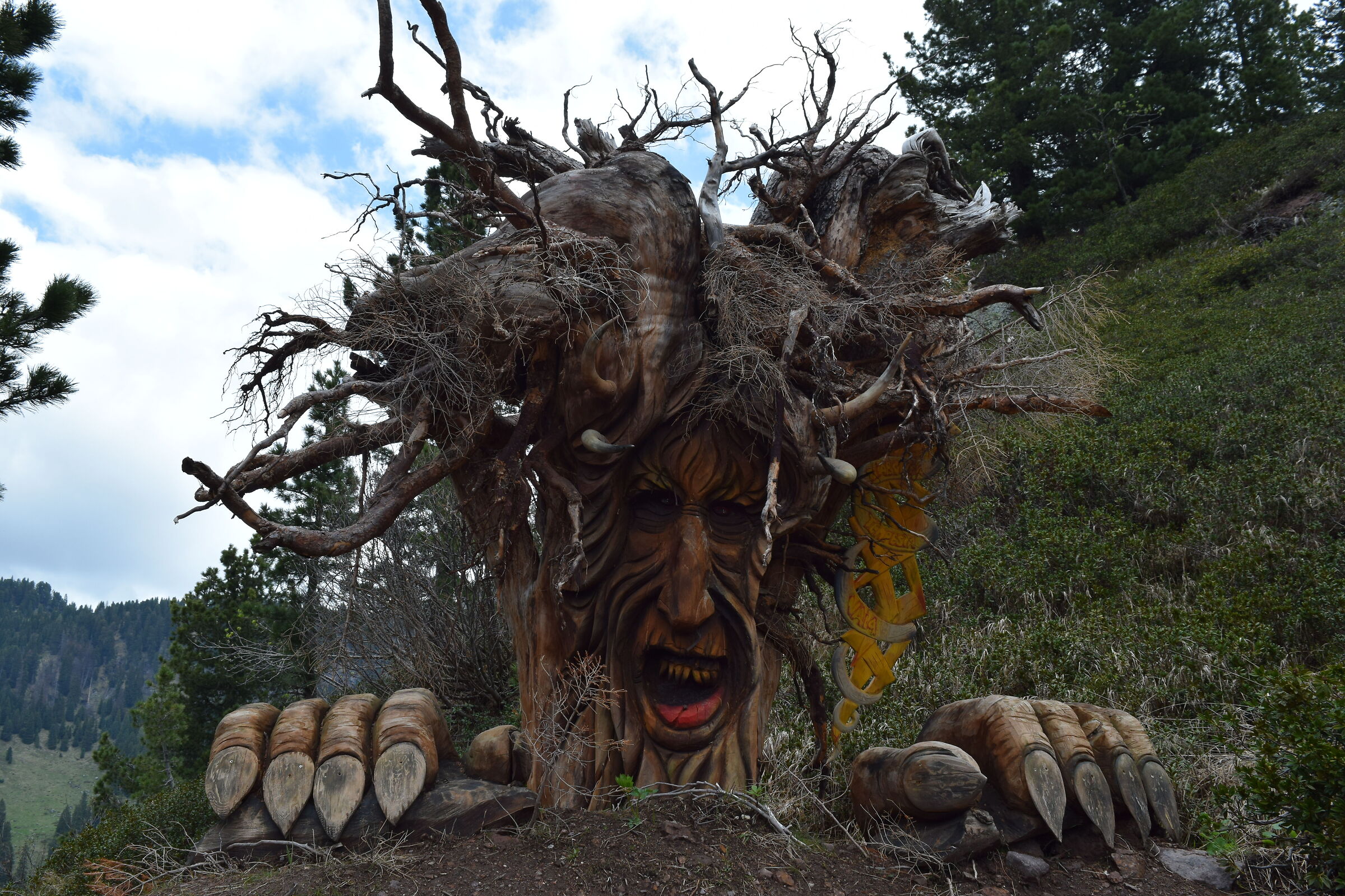 Vaia Monster; Manghen Pass