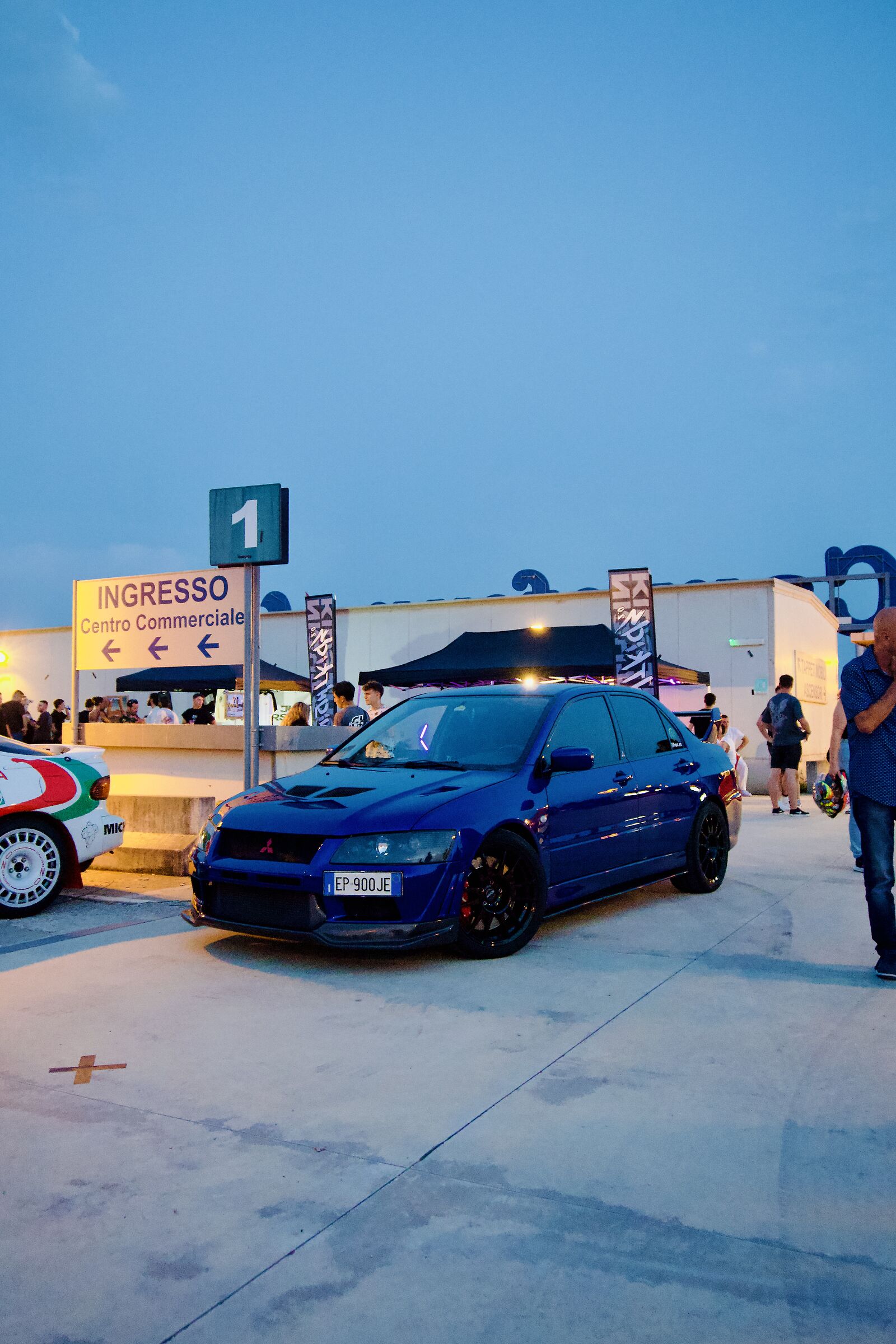 MITSUBISHI LANCER EVO