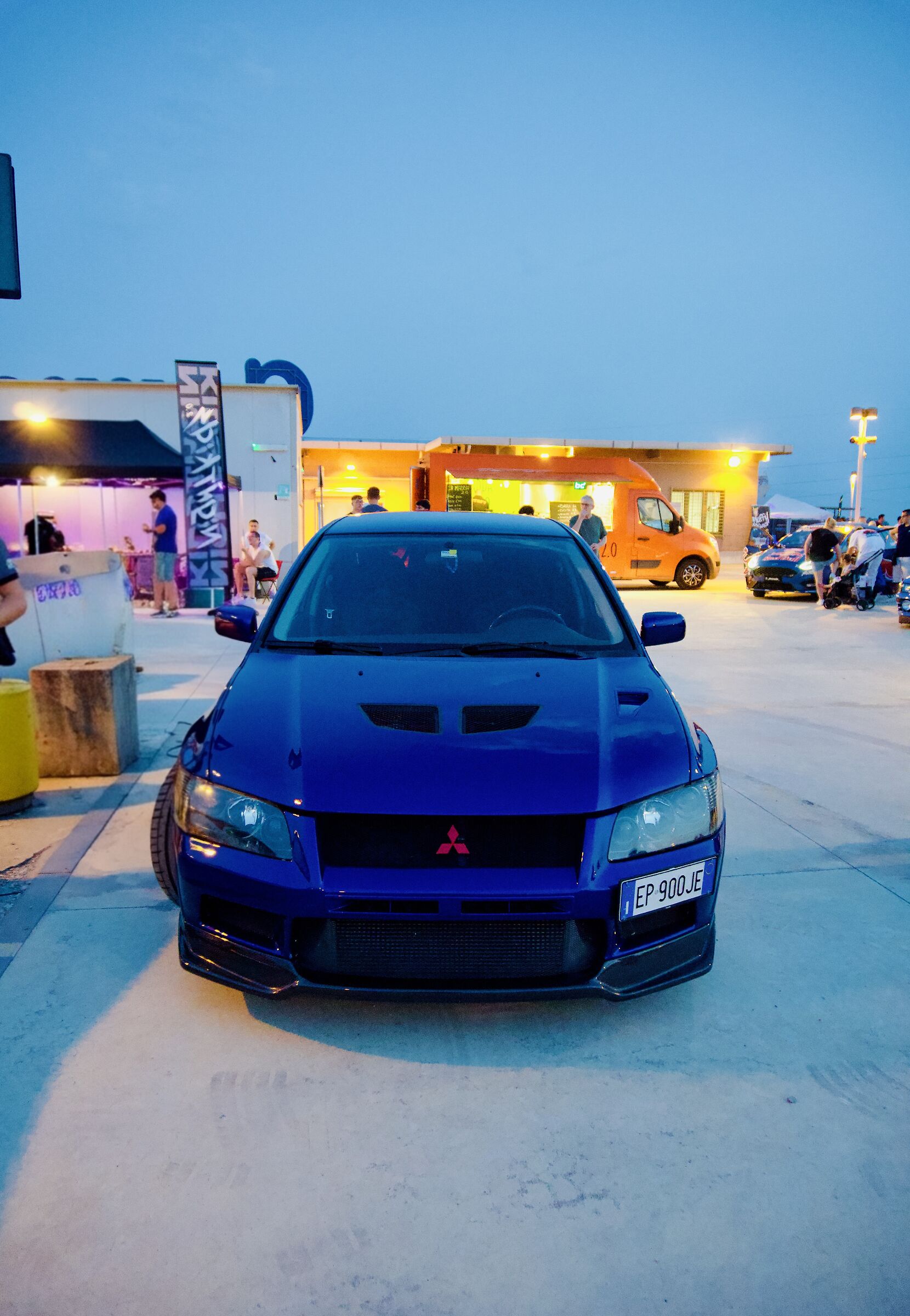 MITSUBISHI LANCER EVO
