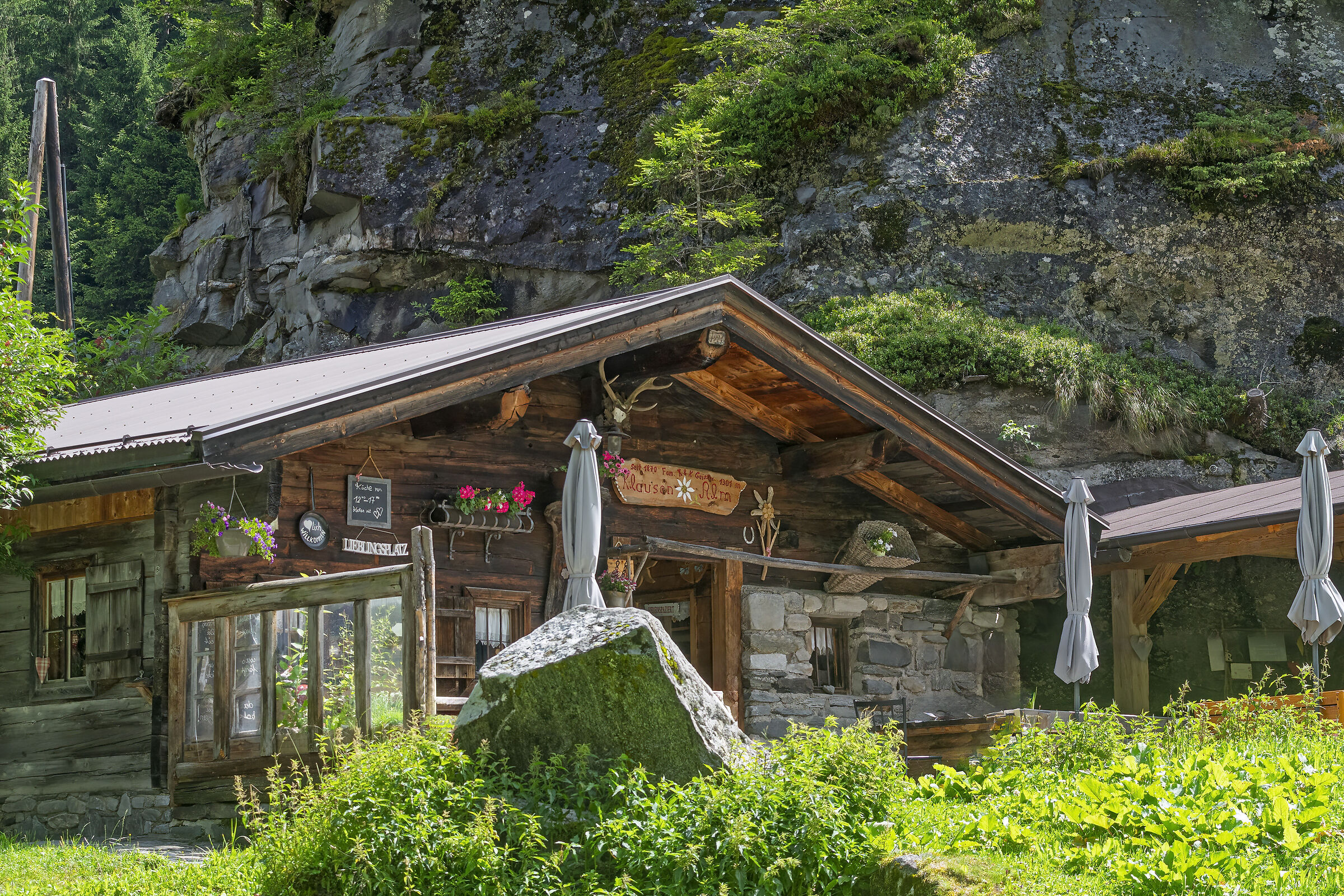 Classic Tyrolean alpine hut