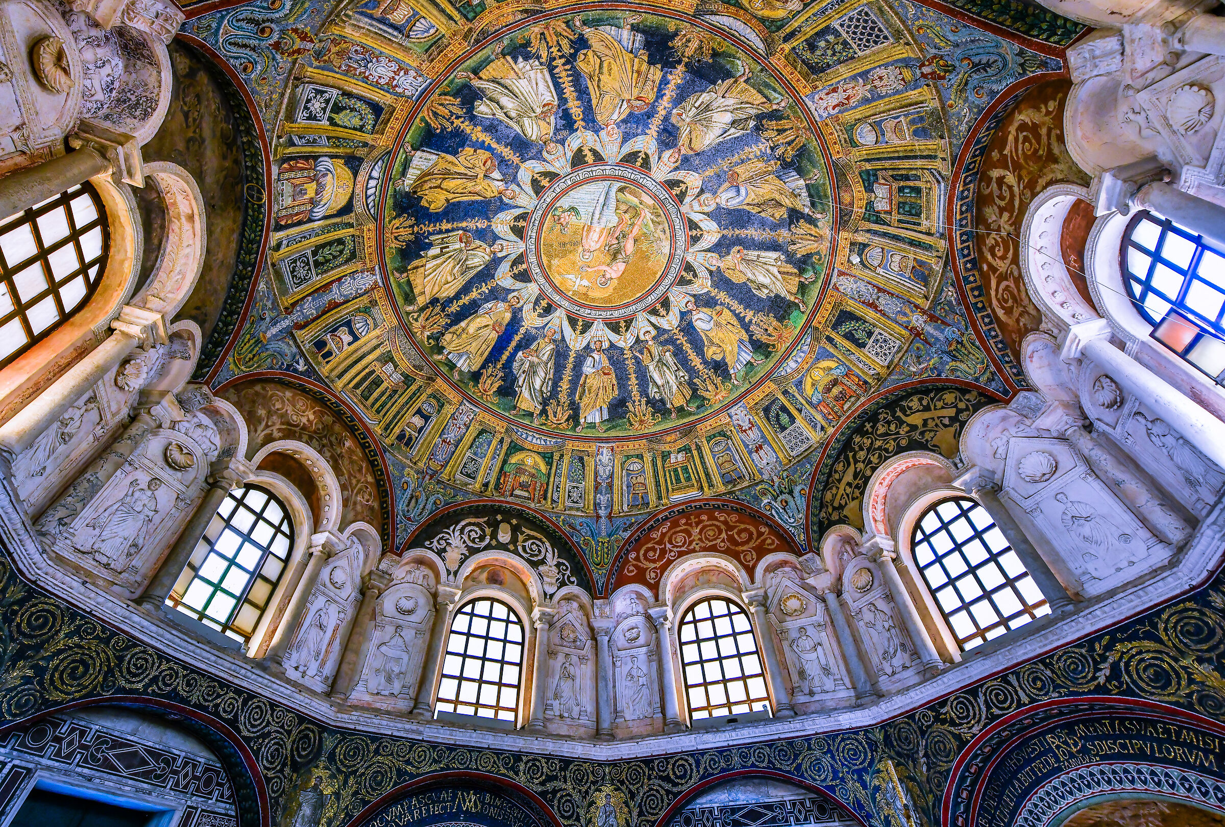 Ravenna-Mosaics under the dome of the Baptistery