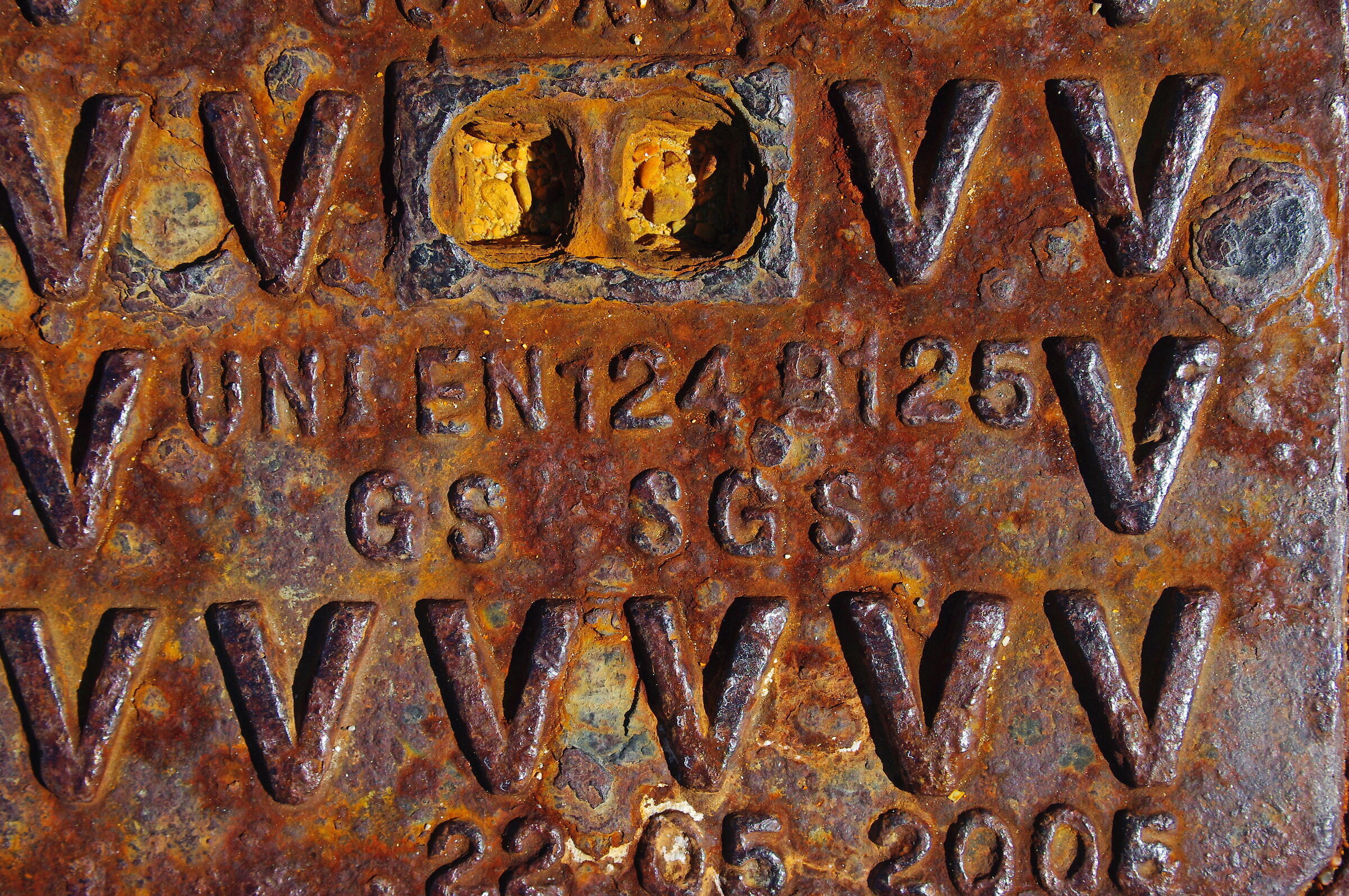 Manhole cover n.3