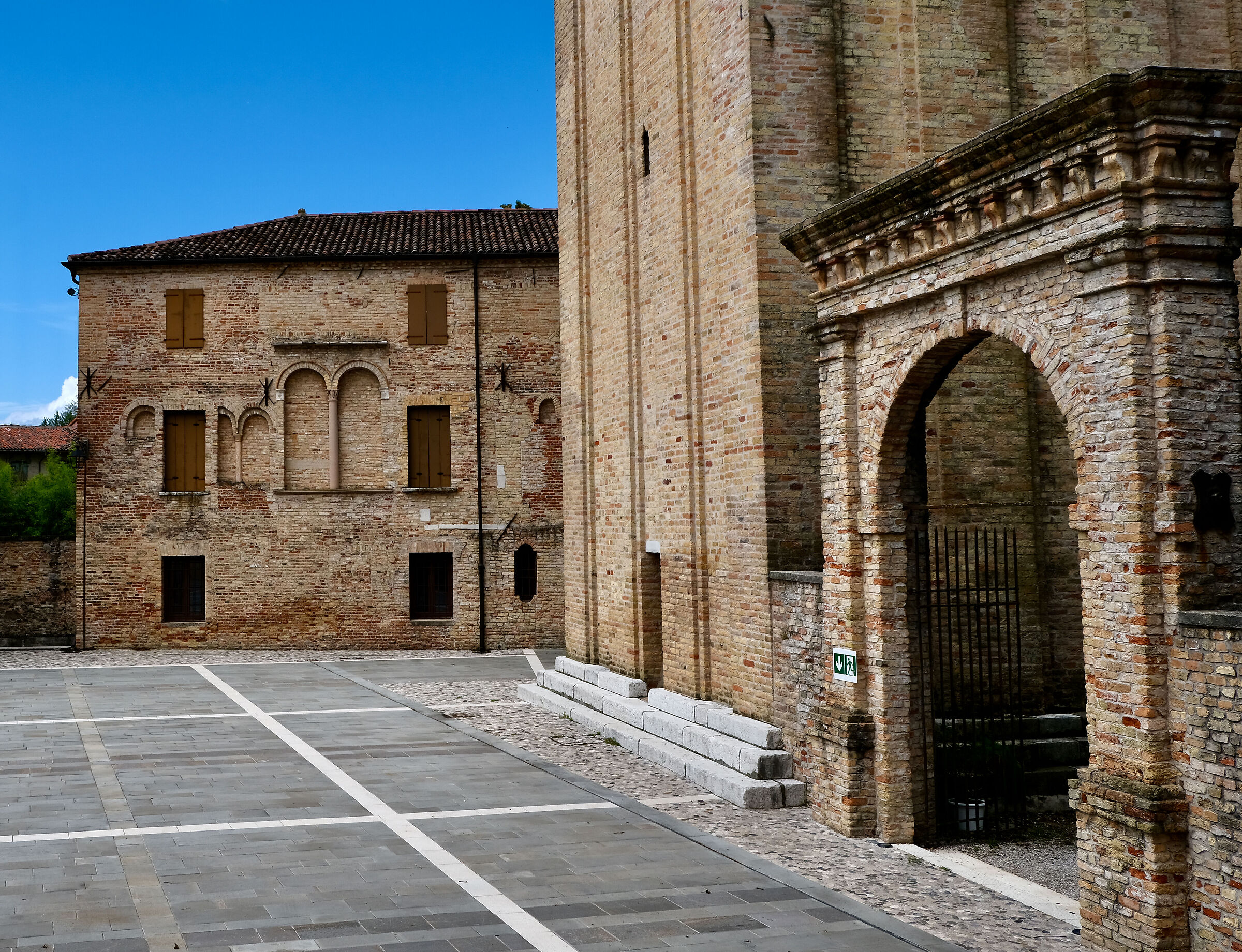 Historical geometries