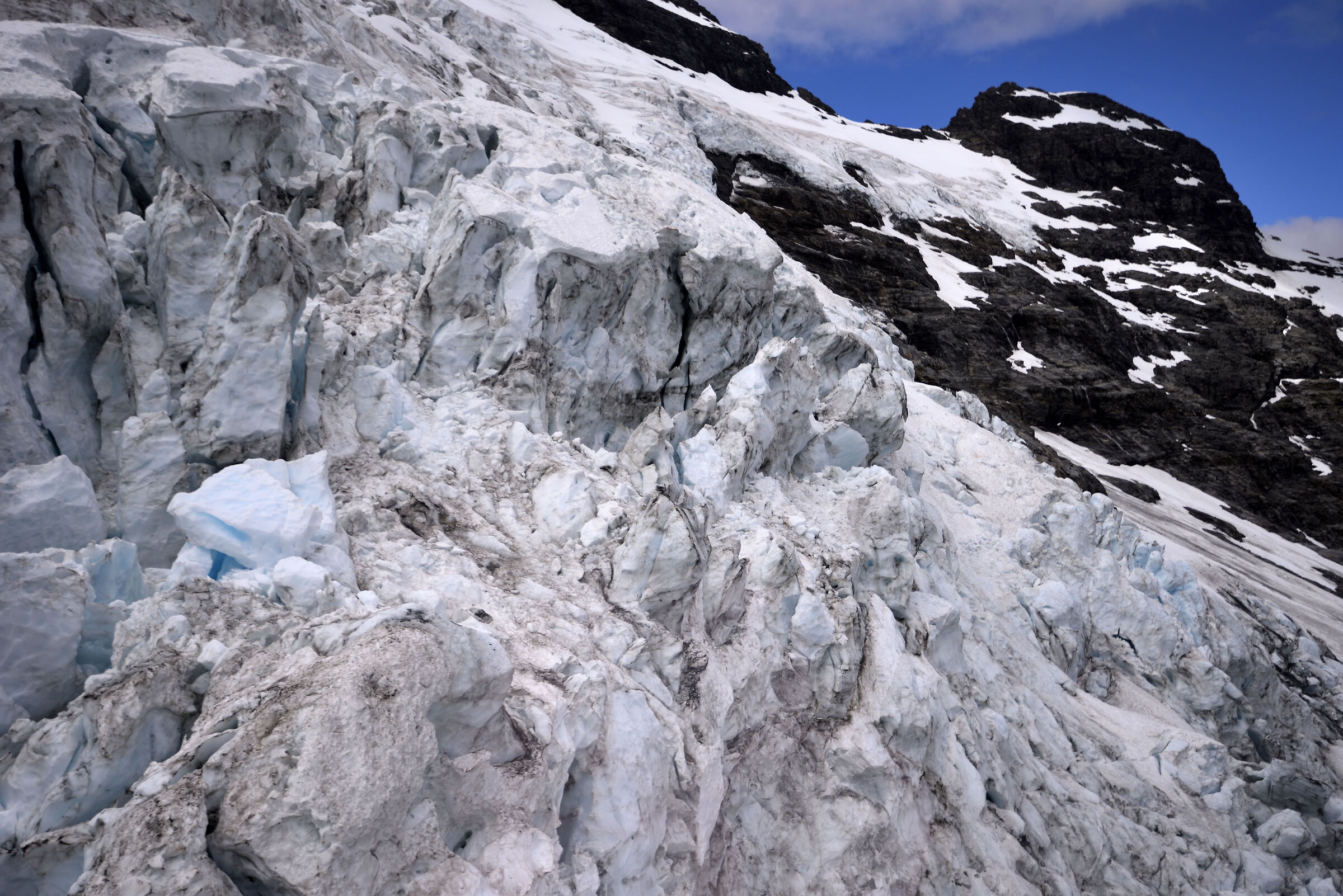 Pieces of glacier from the sky - Glenorchy