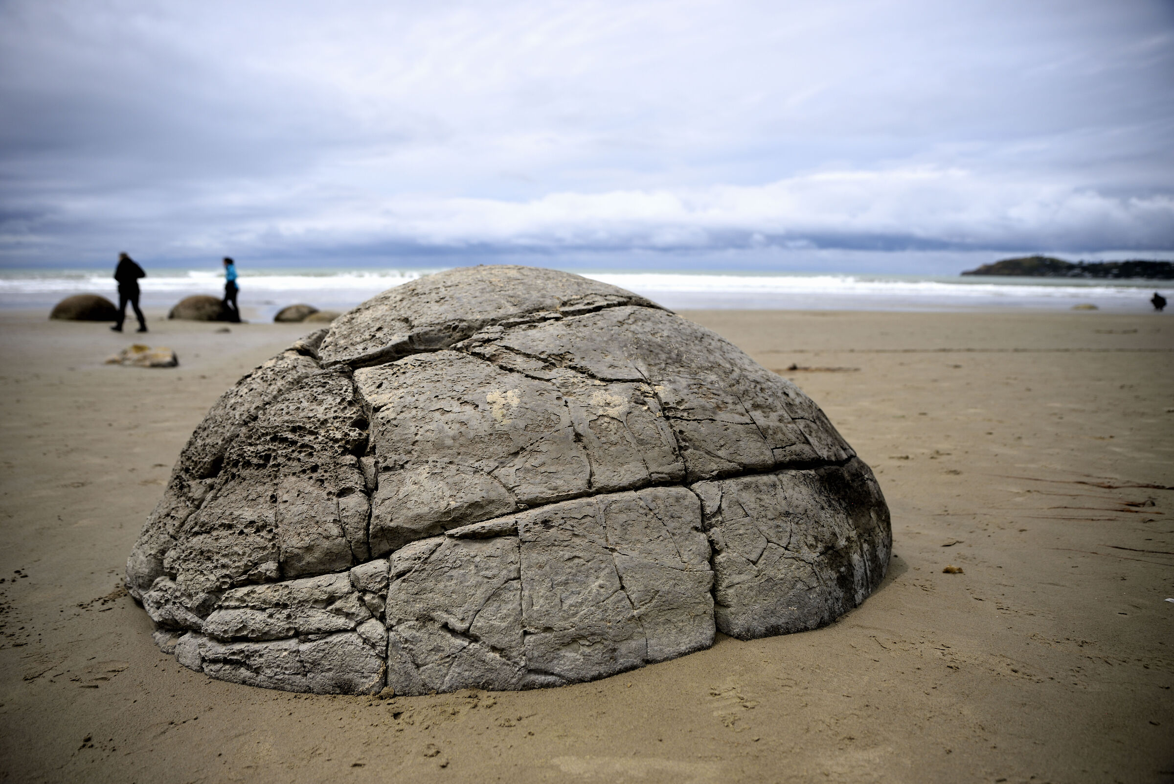 Moeraki boulders