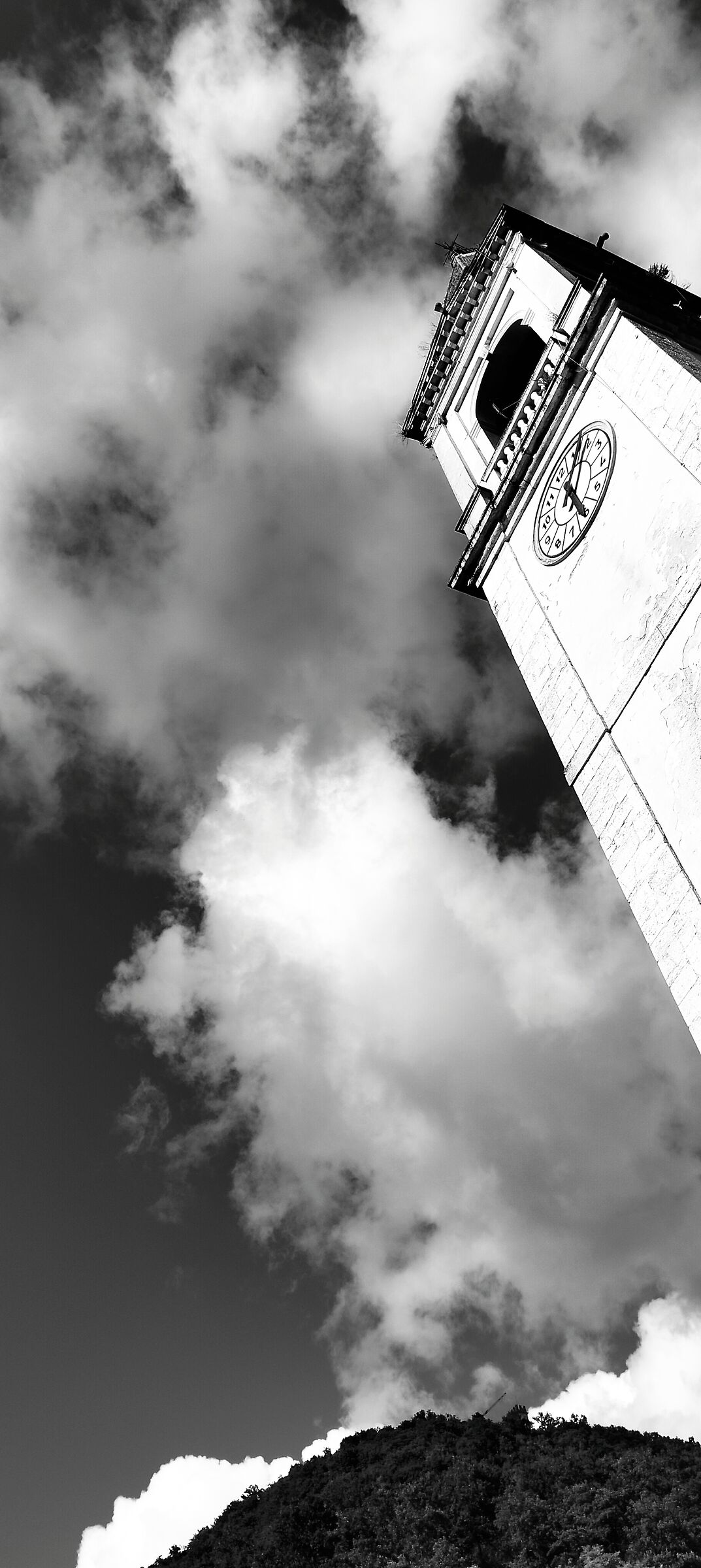 in alto verso le nuvole...