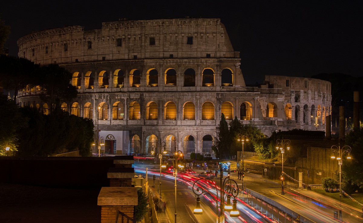 Night at the Colosseum