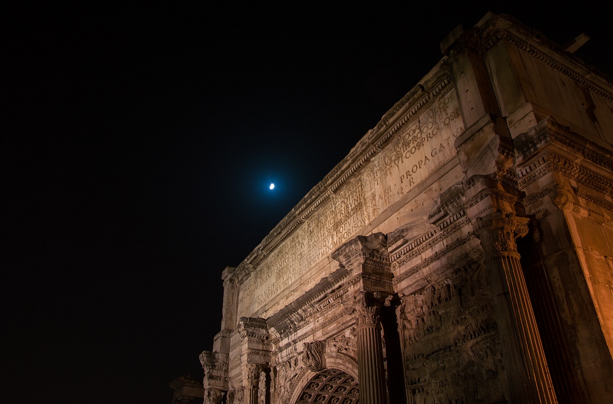 The Arch and the Moon