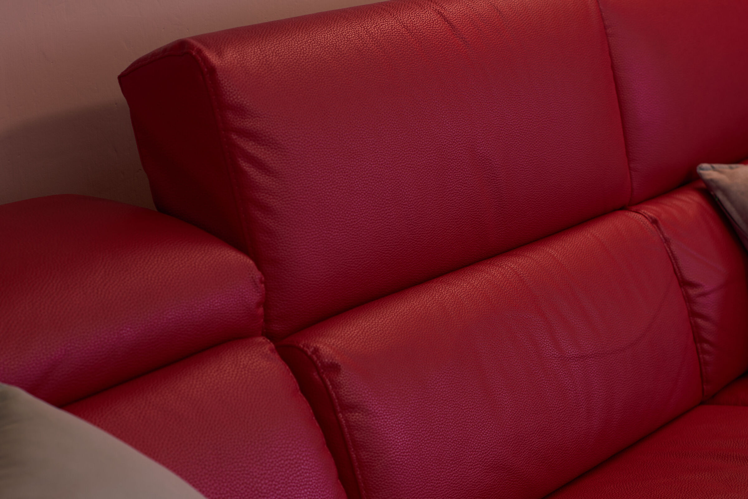 red sofa