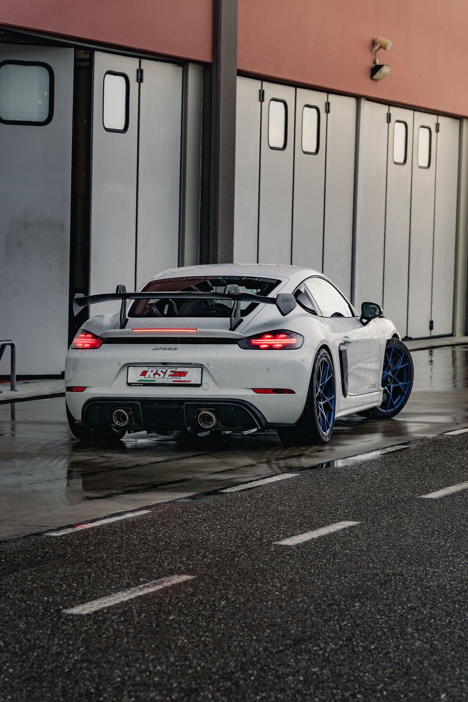 Porsche 718 GT4 RS