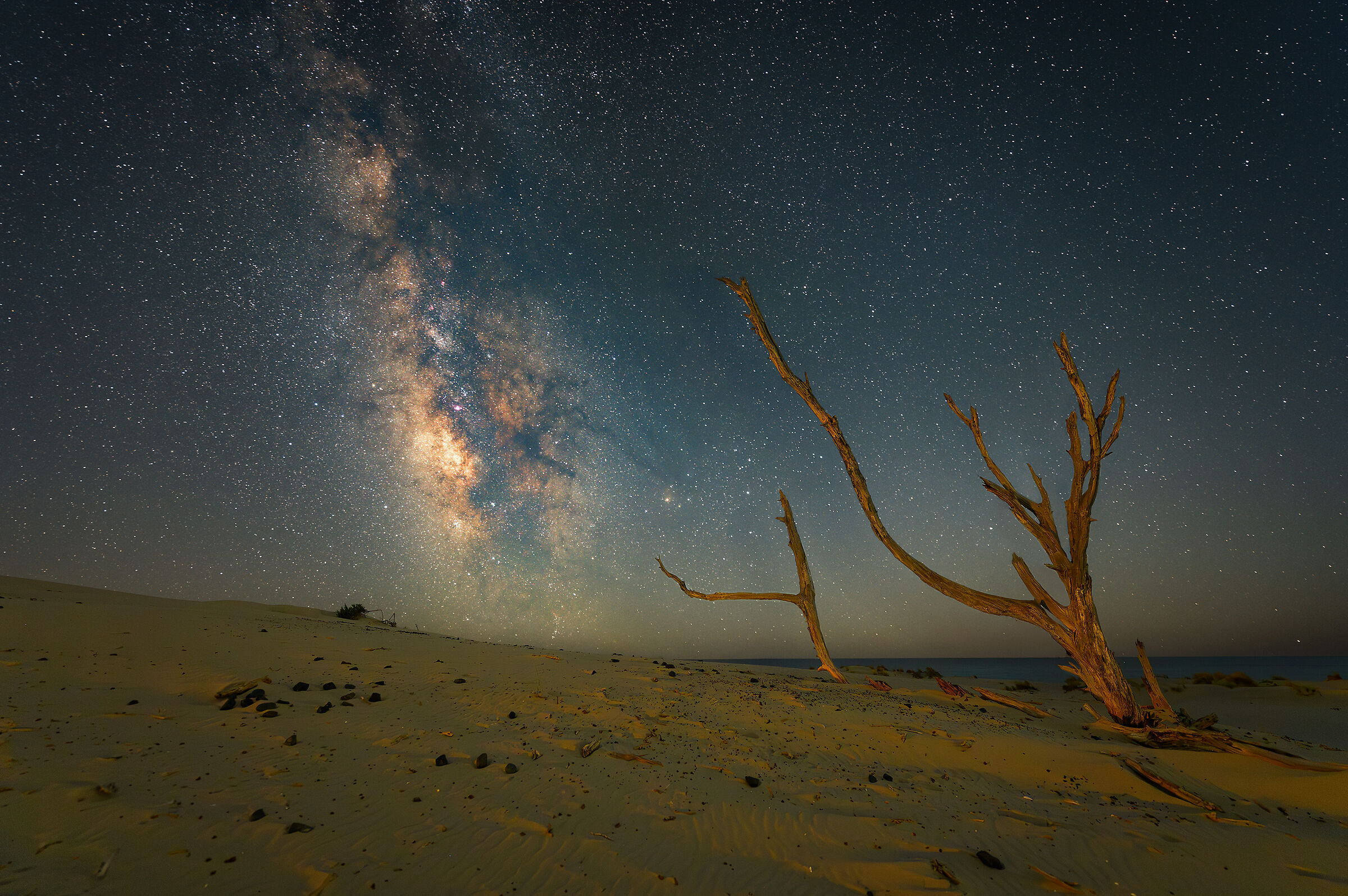 Porto Pino by Night 2
