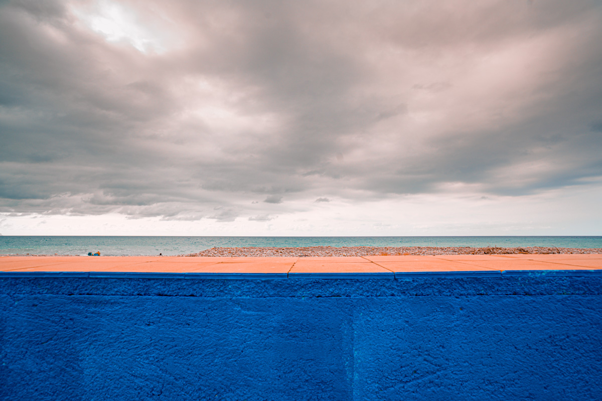 Sea and concrete