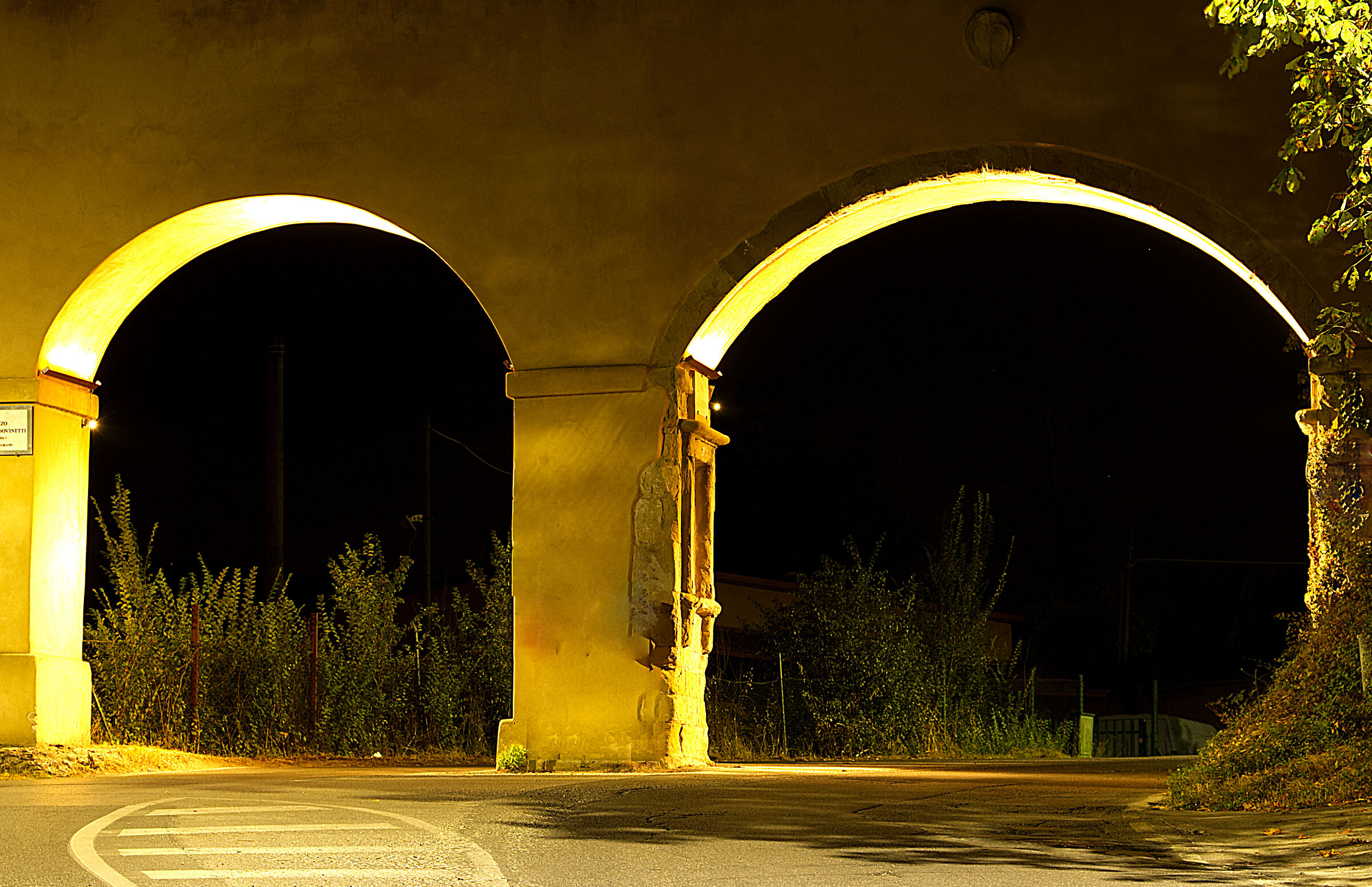 L'ingresso alla città...