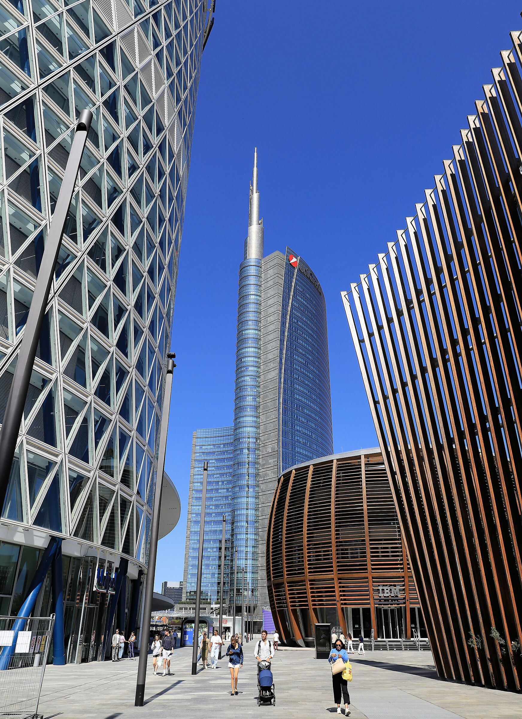 Porta Nuova... Milan