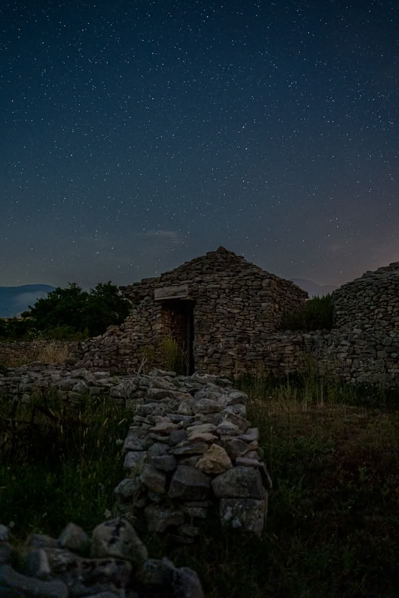 Abbateggio PE - villaggio dei Tholos