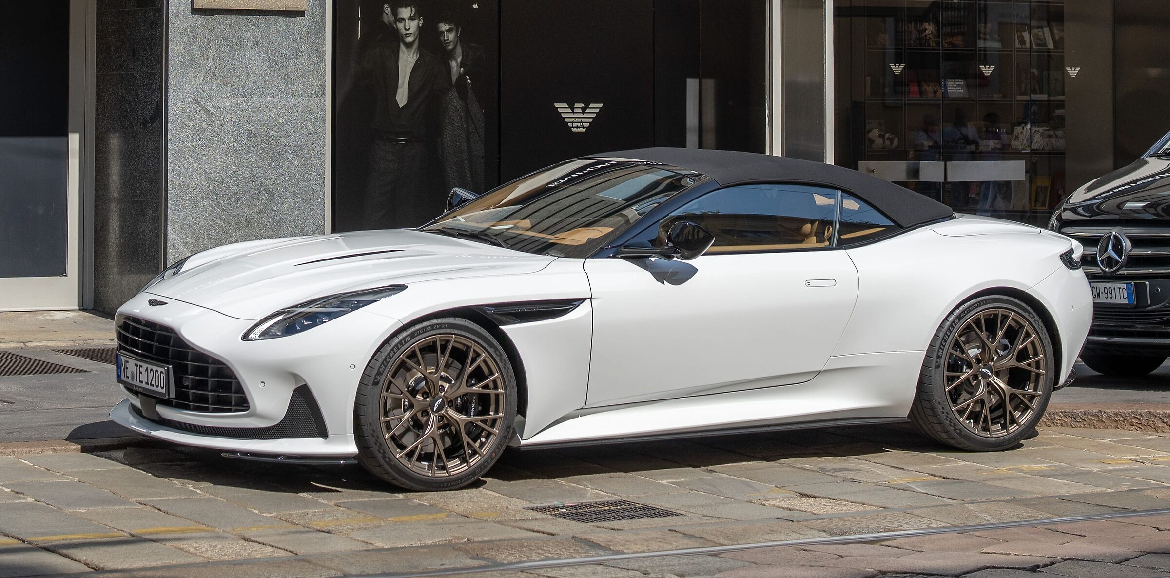 Aston Martin DB12 Steering Wheel