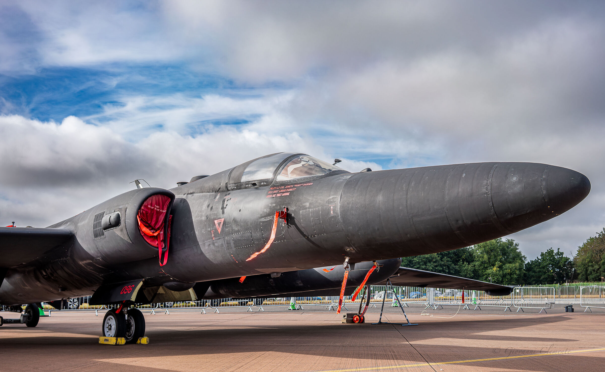 The "Dragon Lady" Lockheed U-2/U-2S Riat 25