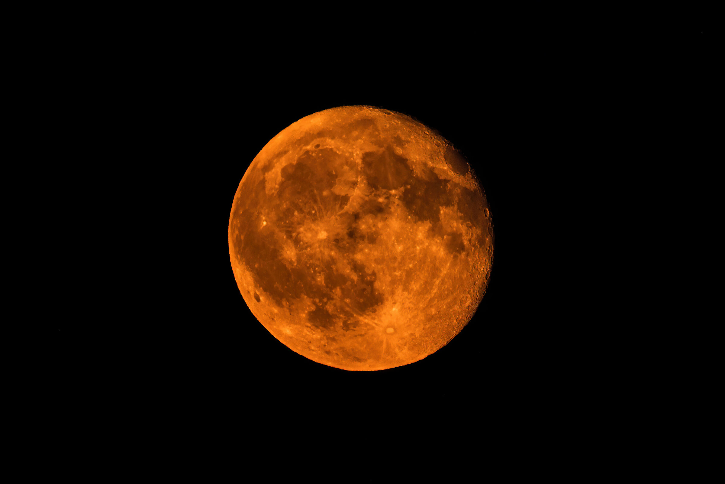 Luna del 10 agosto, al sorgere