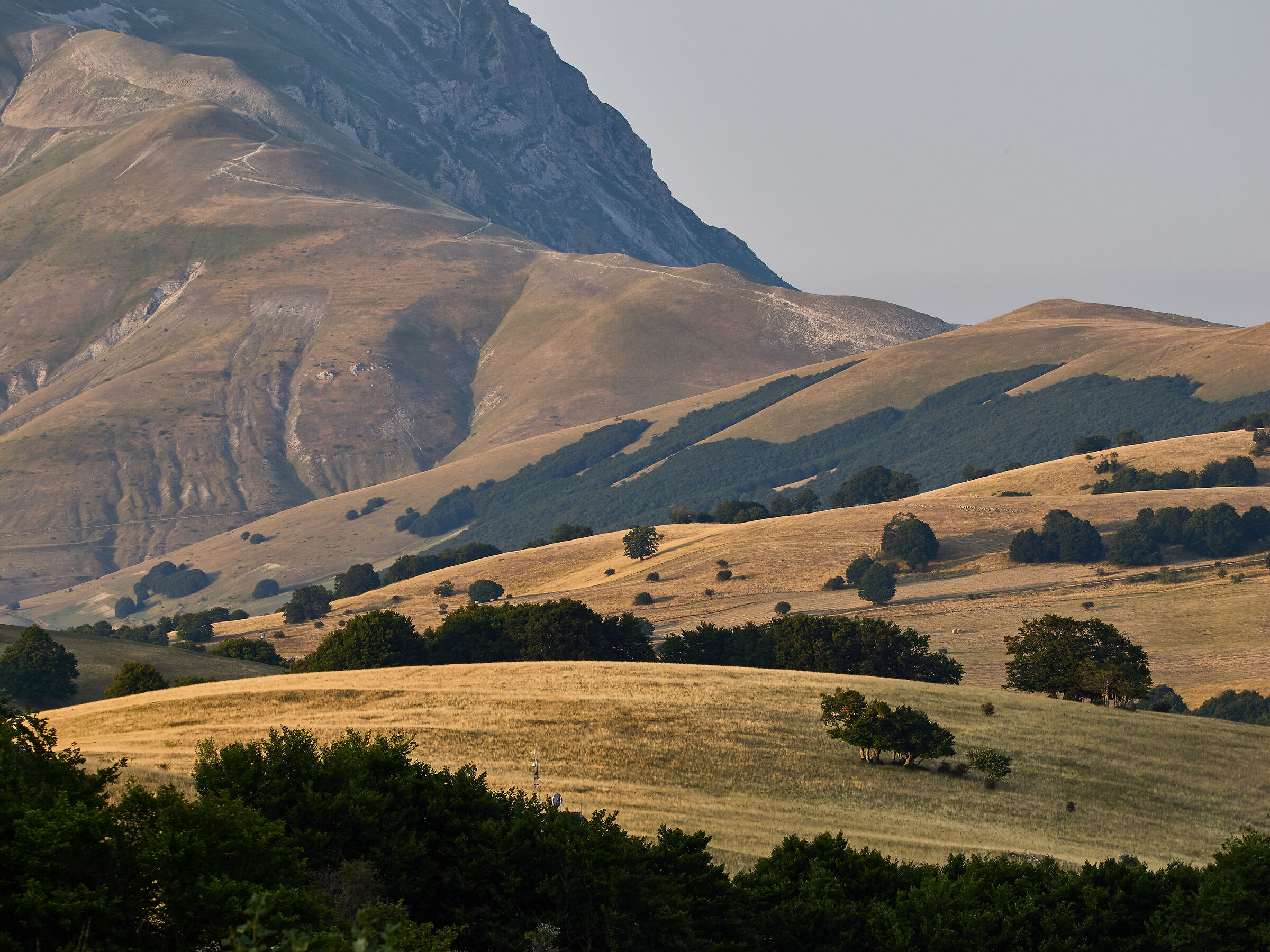 Sibillini Mountains: Monte Vettore at sunset