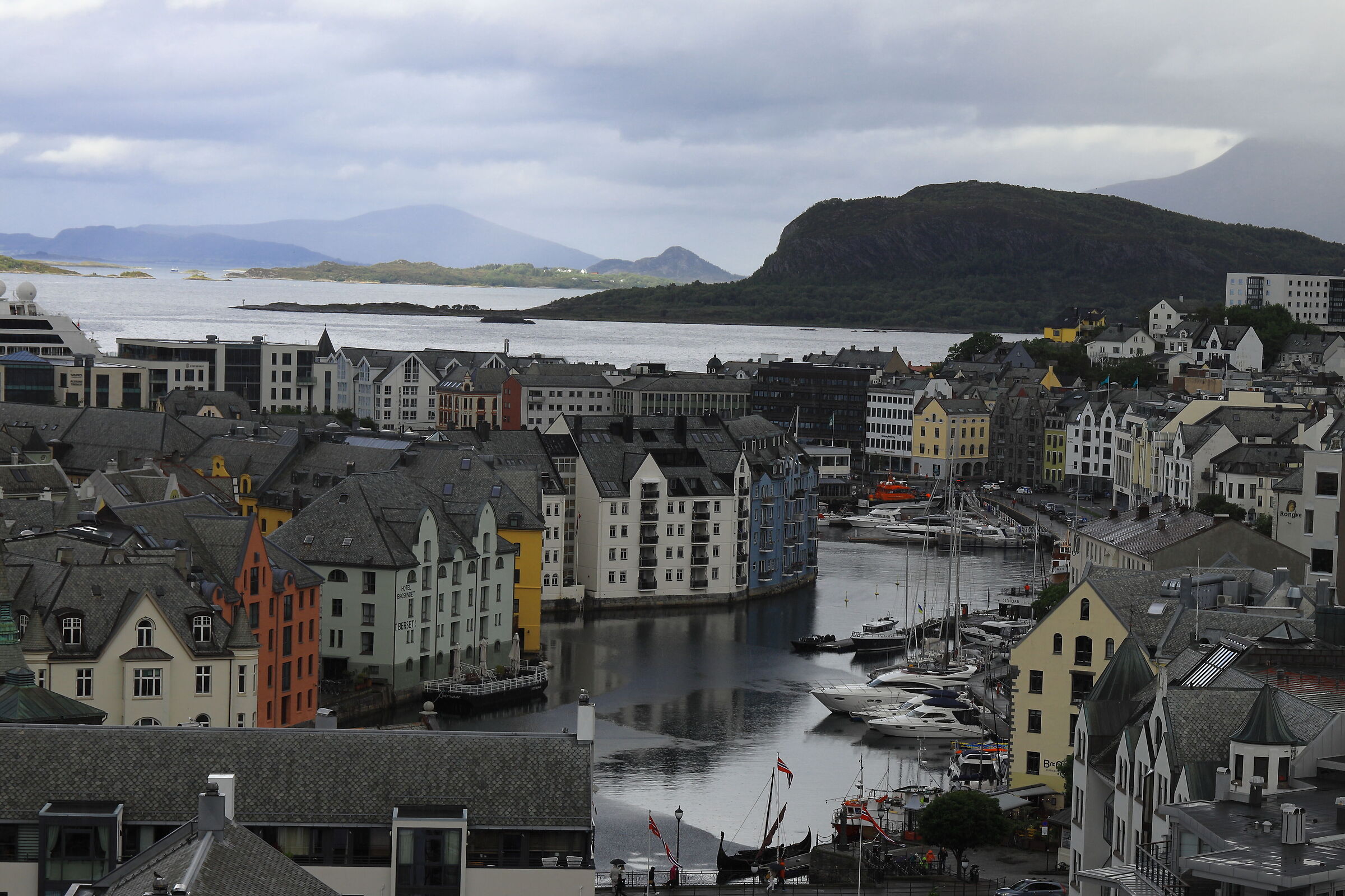 Fjords 10